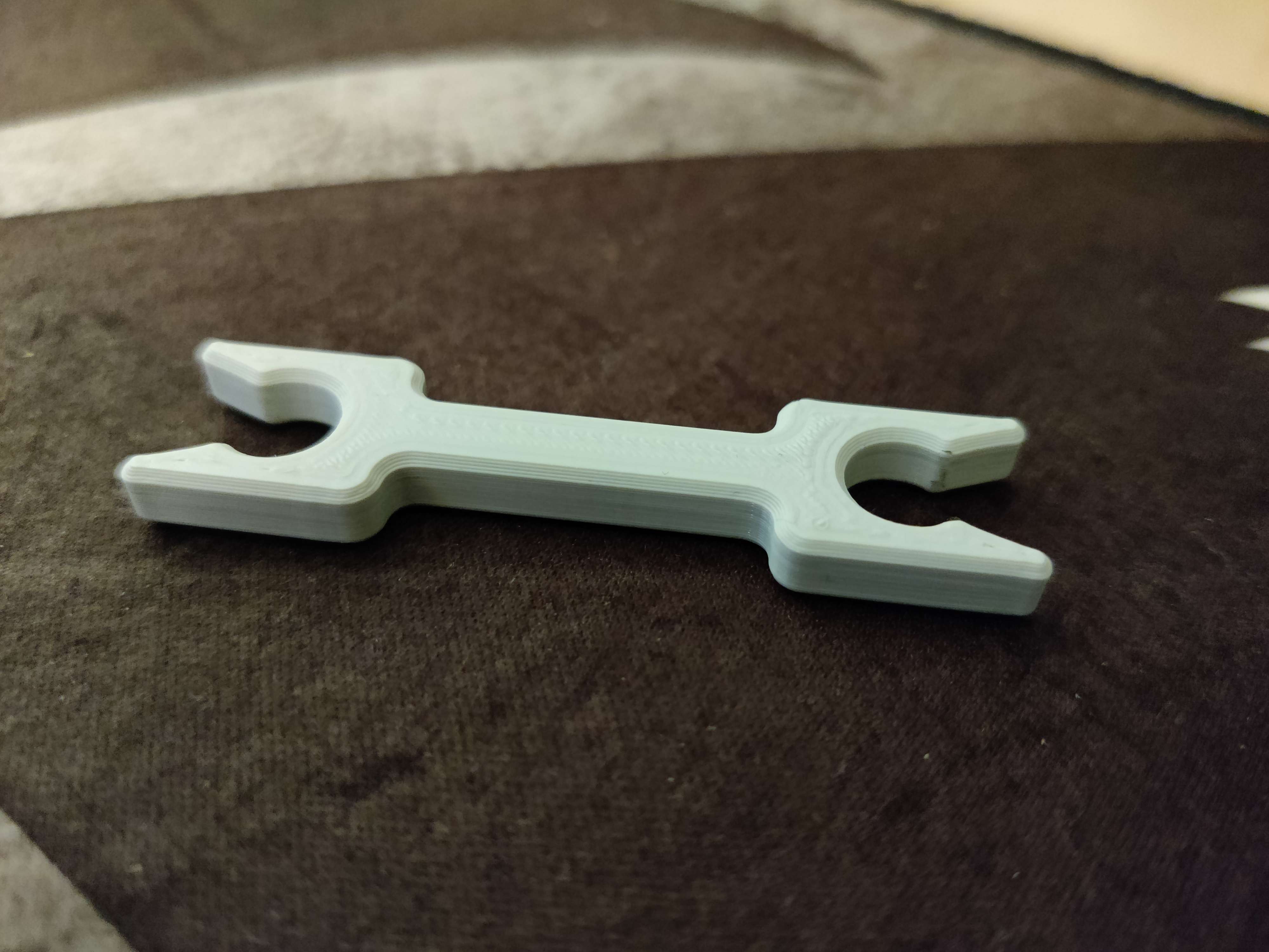 Duplo train hook