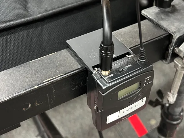 Yamaha Multi-Clamp Body Pack Holder