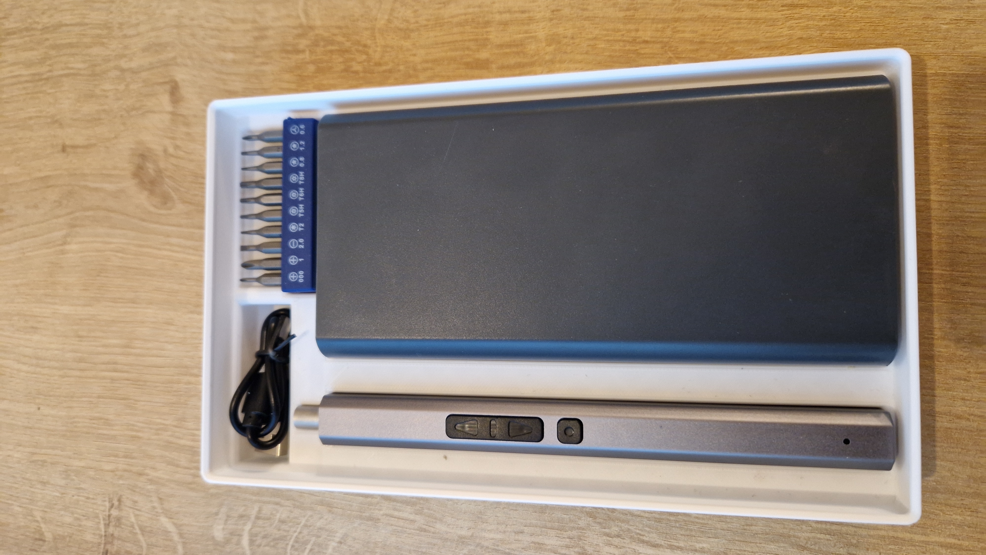 Gridfinity storage box for precision screw driver