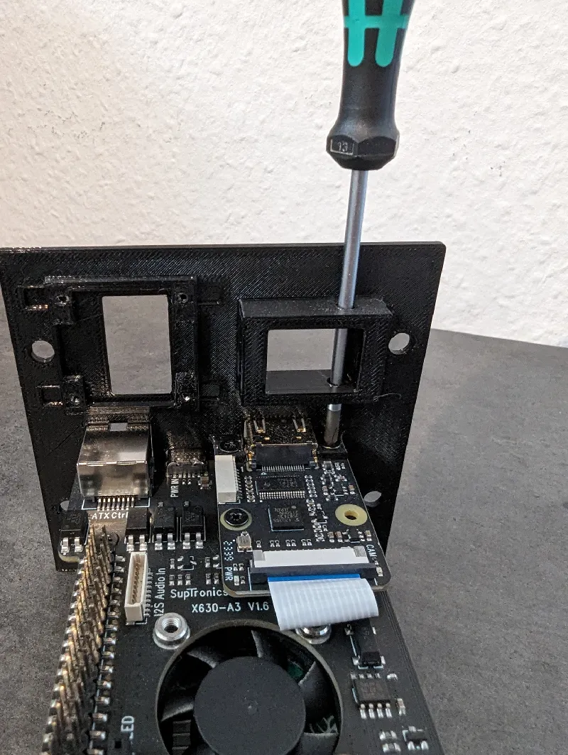 Geekworm KVM-A3 (PiKVM) with PoE HAT Rack Mount Module by kju ...