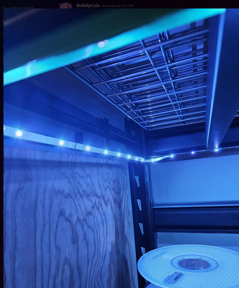 Husky rack light strip mounts by Pitaka Download free STL model