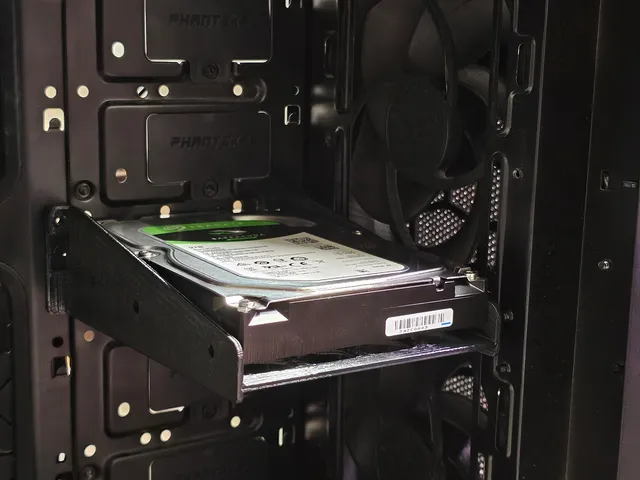 Phanteks HDD/SSD Drive Caddy - PH-HDDKT_02