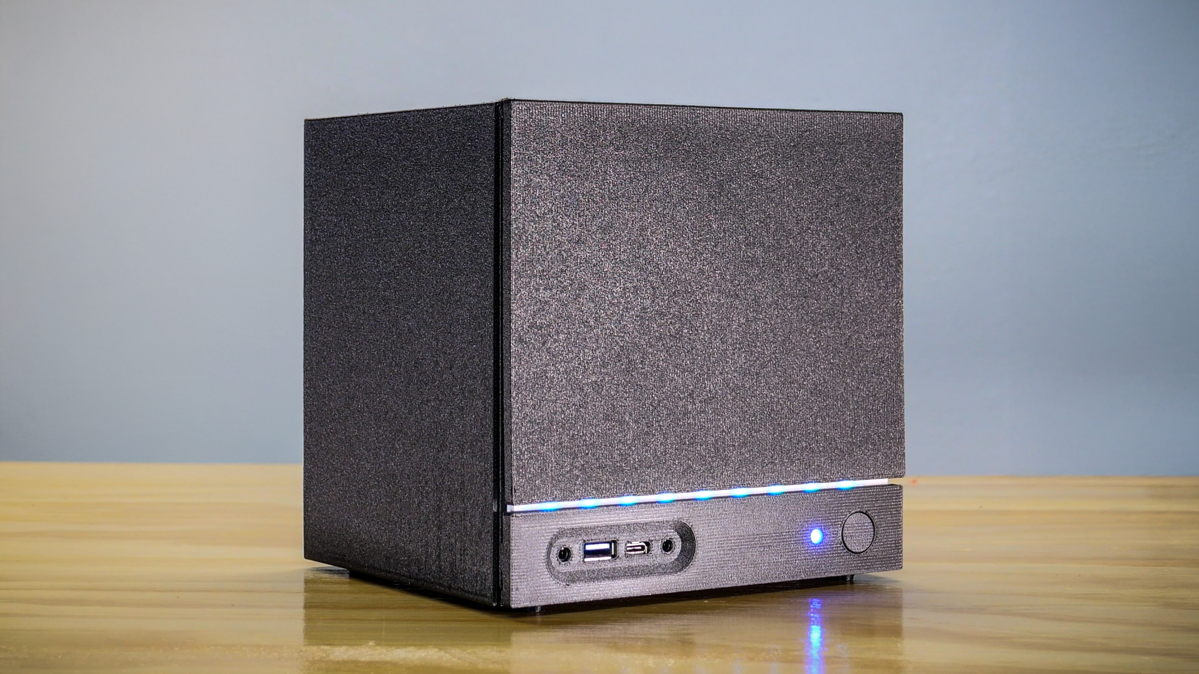 SUG-GABE-CUBE PC Case