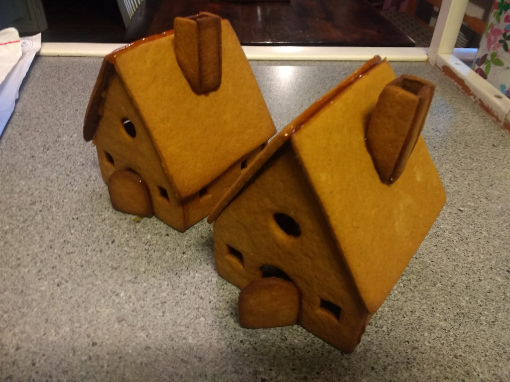 Gingerbread house cookie cutter