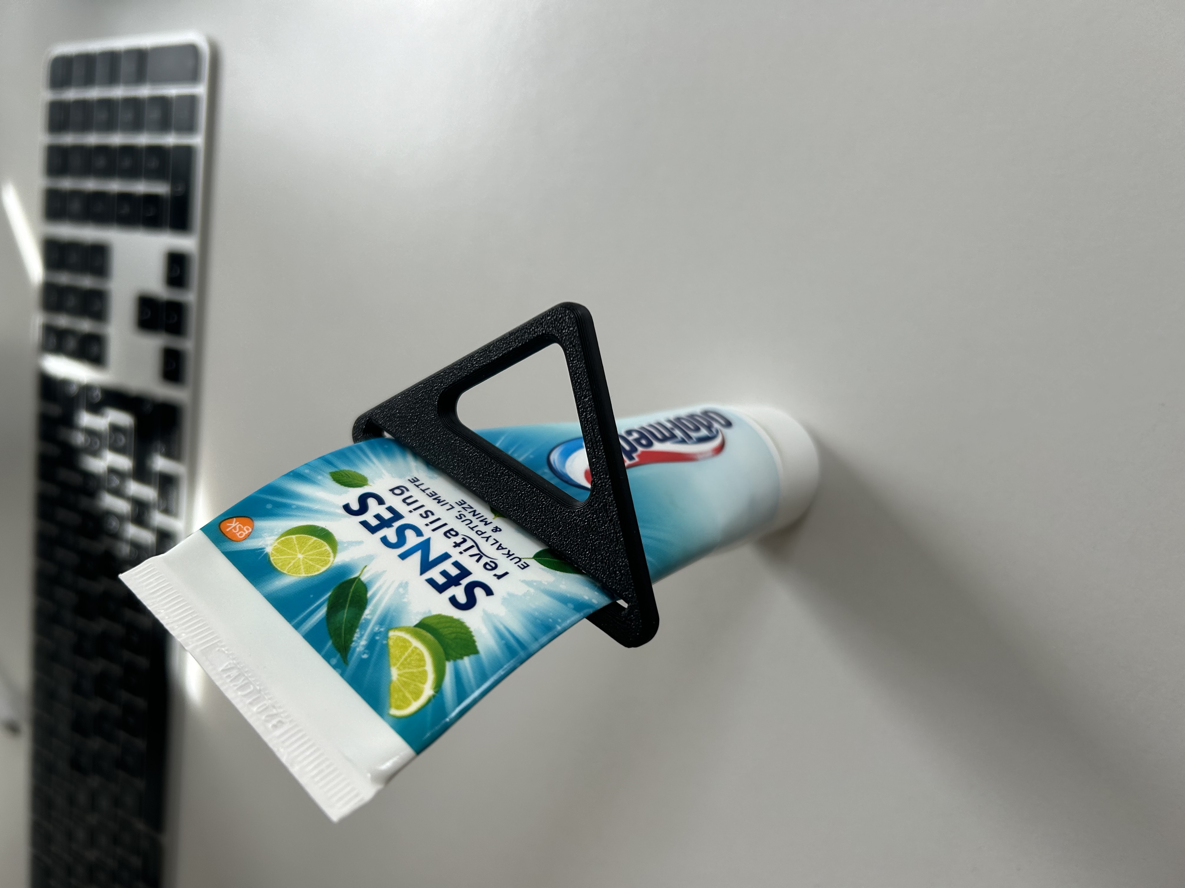 Toothpaste Squeezer