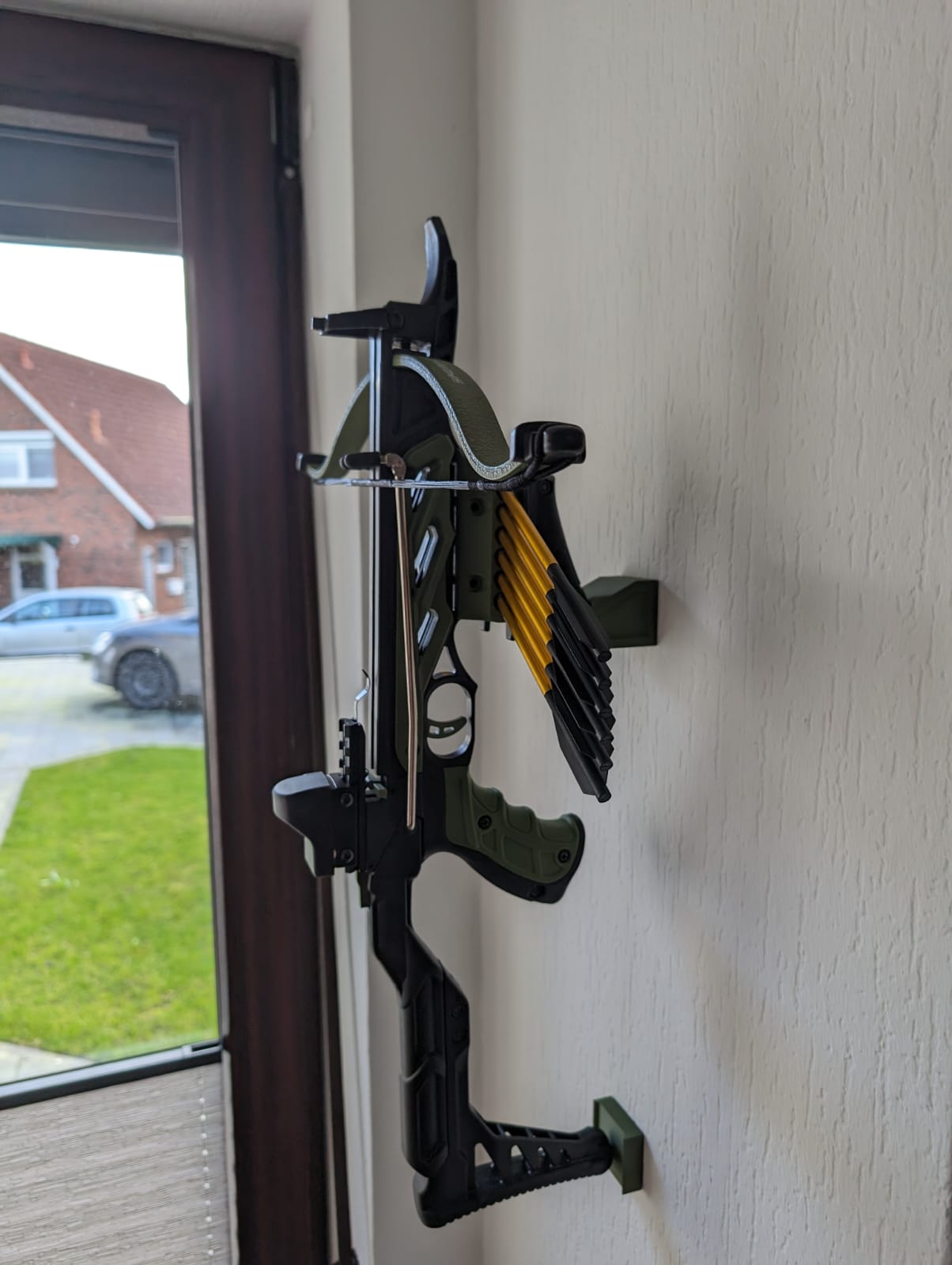 SKORPION PXB 100 (Alligator style) Crossbow wall mount with hidden screws
