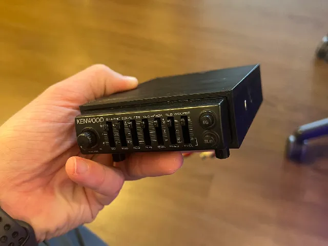 Kenwood Quarter Din KGC04042 Desktop stand