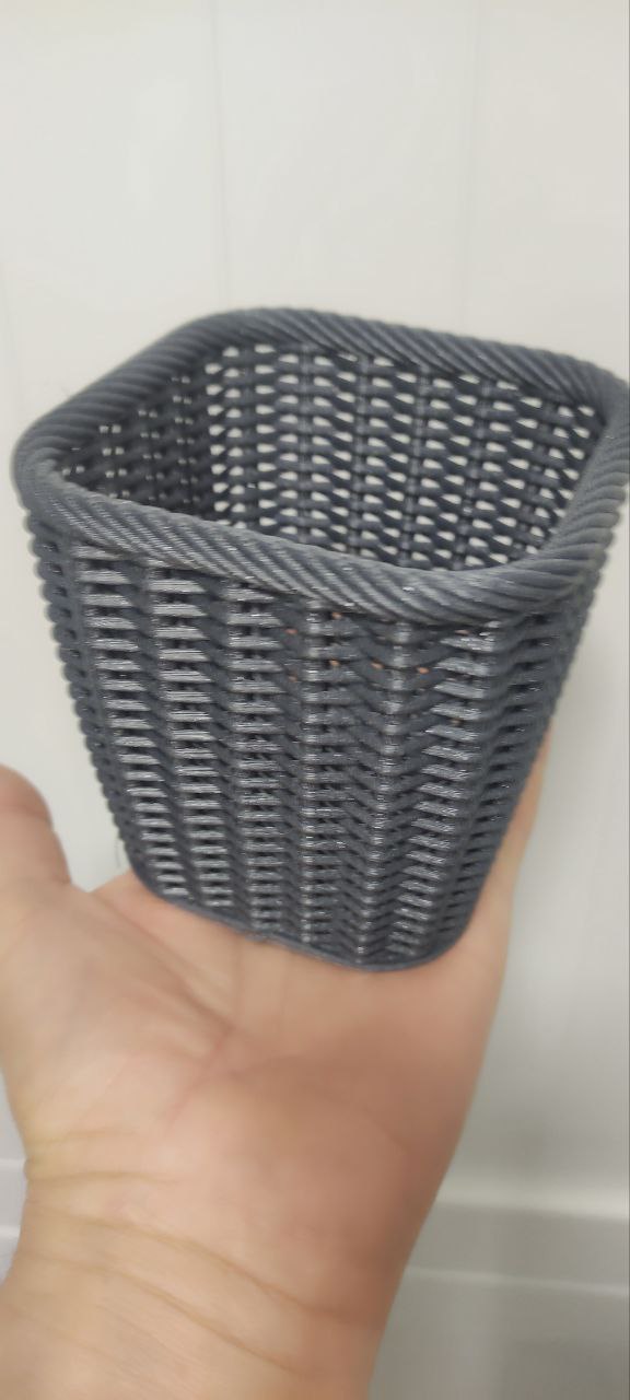 Zigzag wicker basket — miniatura 2