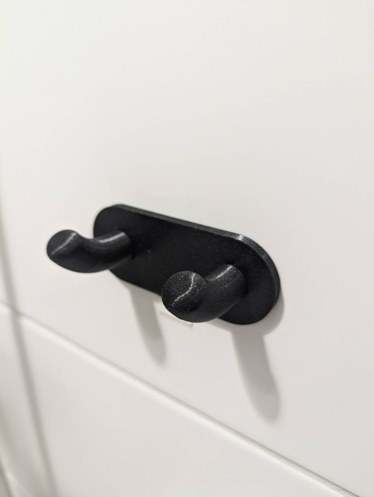 Squeegee hanger