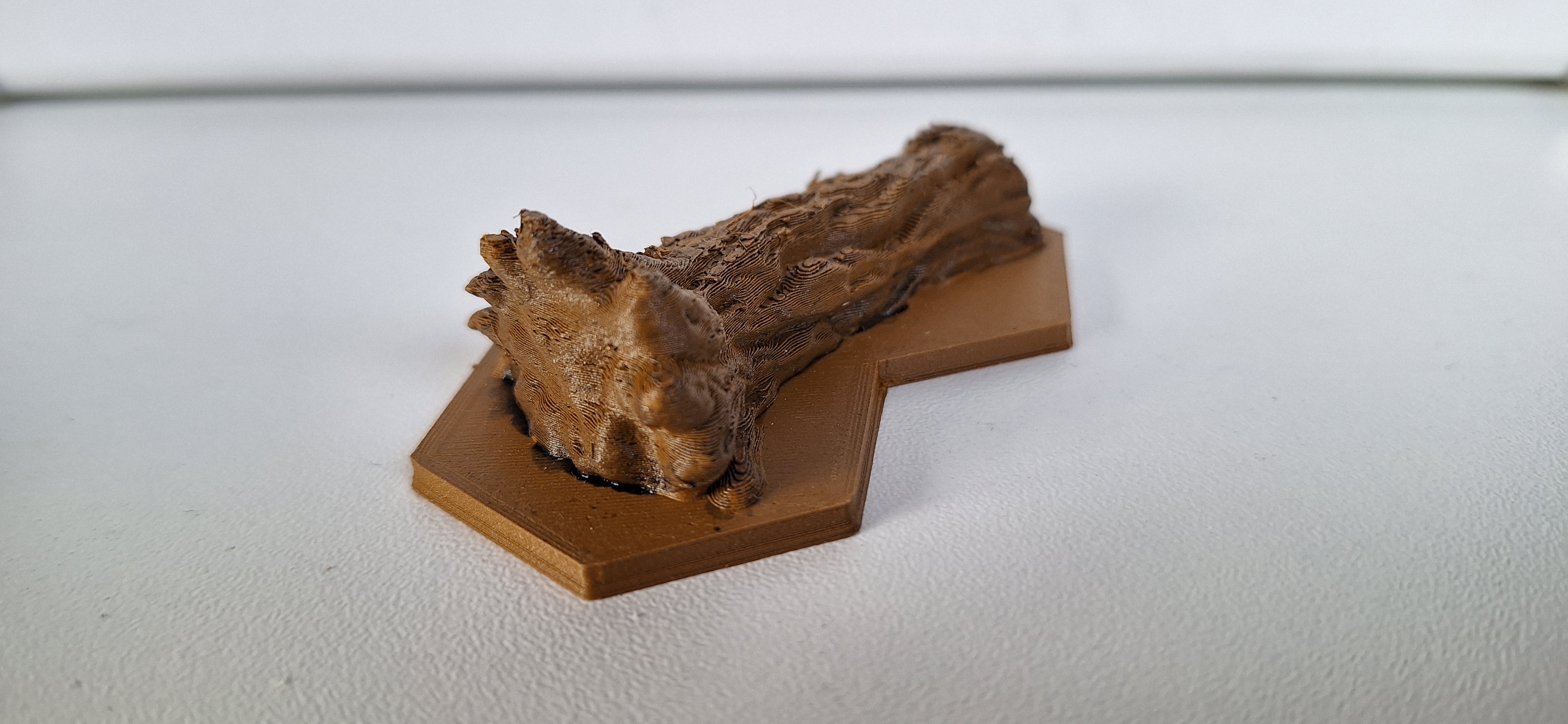 Miniatura 2 do modelo 3D Gloomhaven fallen tree trunk