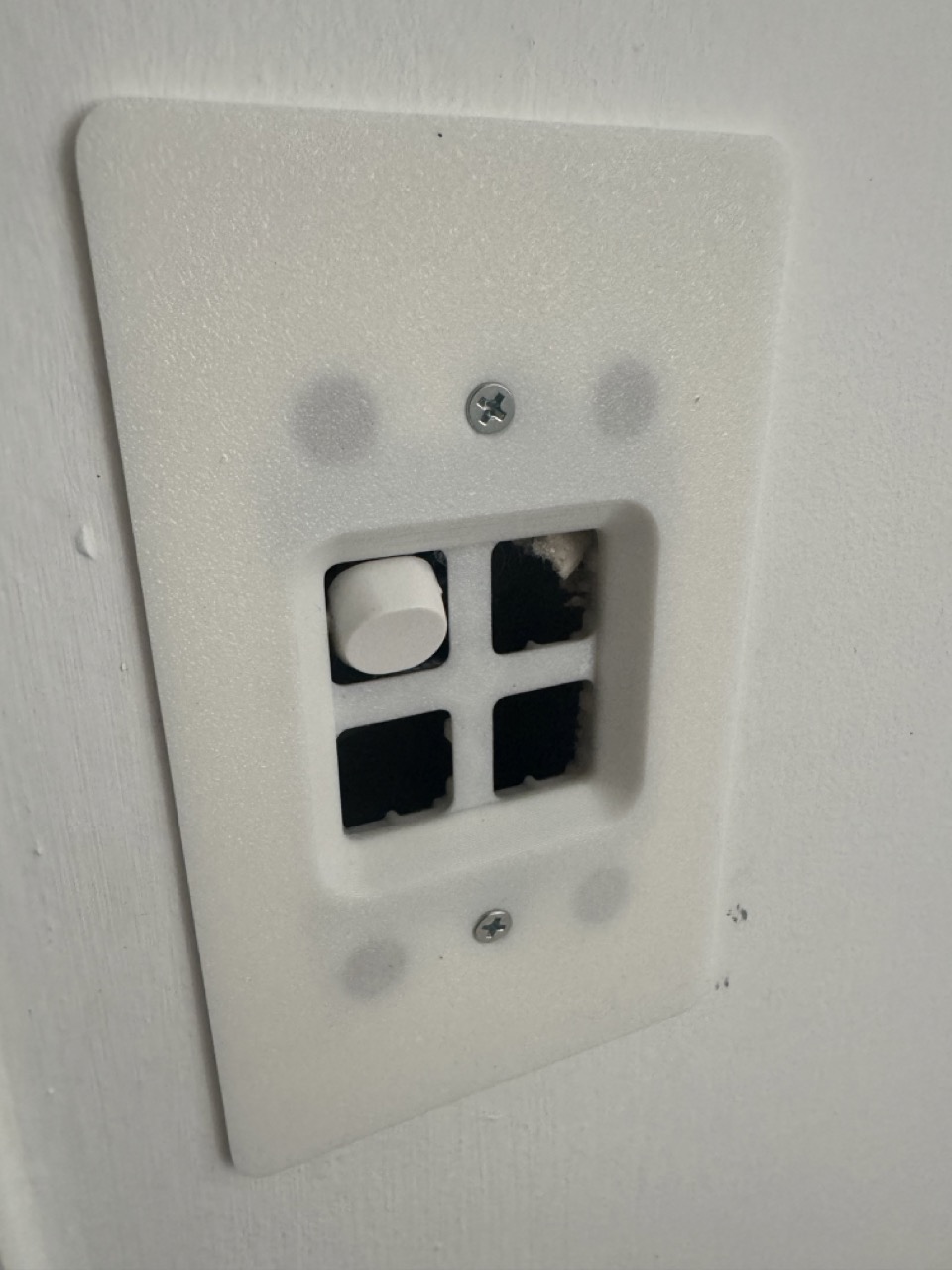 Home Automation Wall Switch Cover Plate System — thumbnail 2