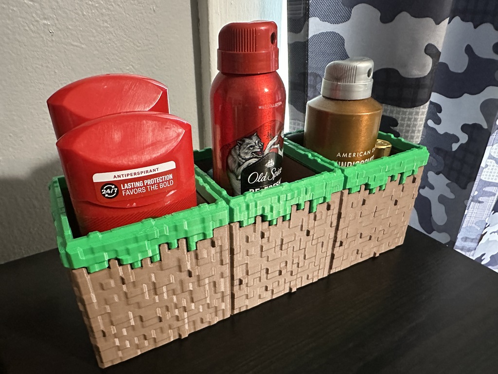 Minecraft Multiple Grass Blocks Container (Open Top)