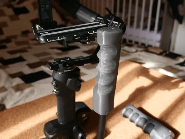 Zhiyun Crane 4 additional grip (2 variation)
