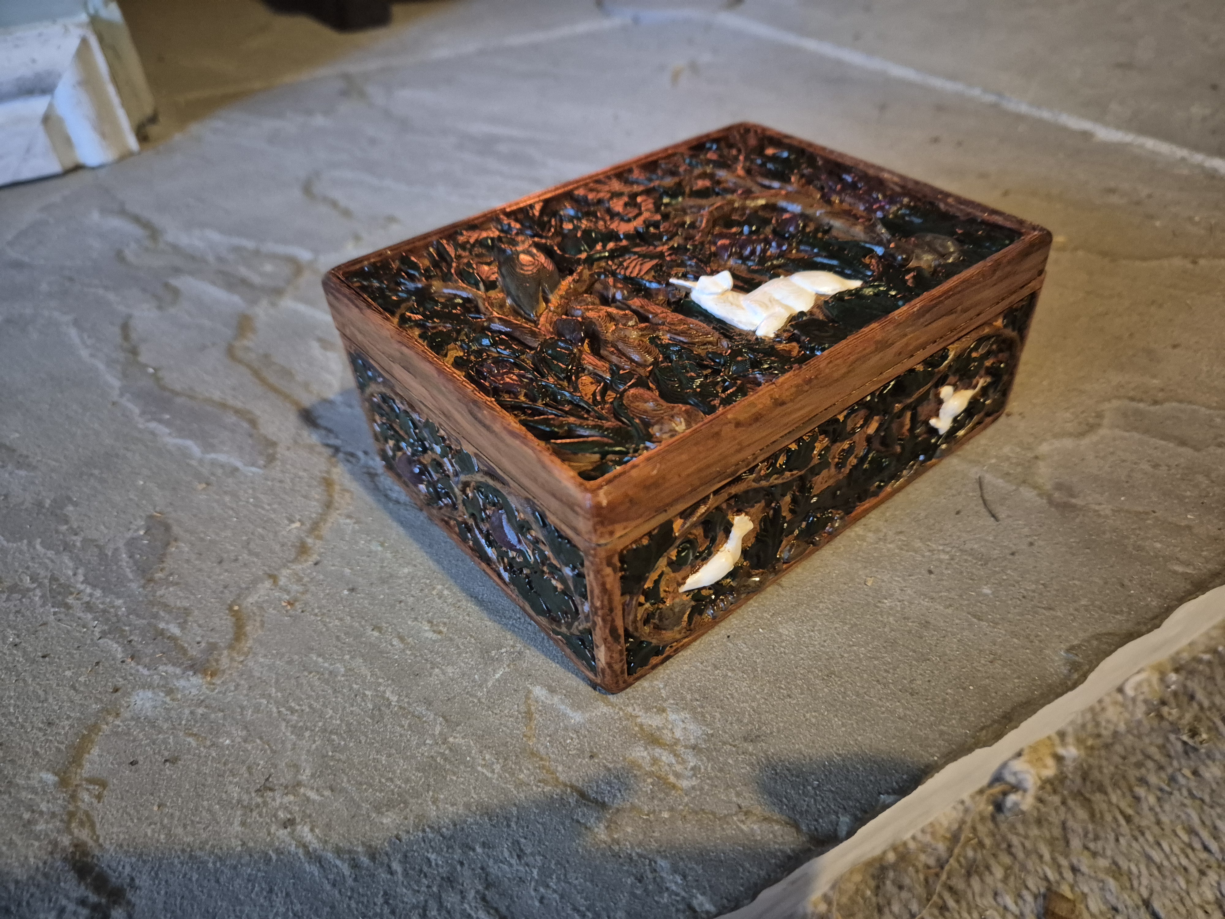 Memory Box Long White Hart Woodland Keepsake Box – Medieval Forest and Pond Scene — STL ...