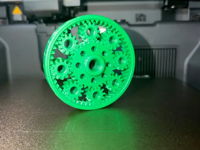 Orbit 8 – Planetengetriebe | Print-in-Place Fidget