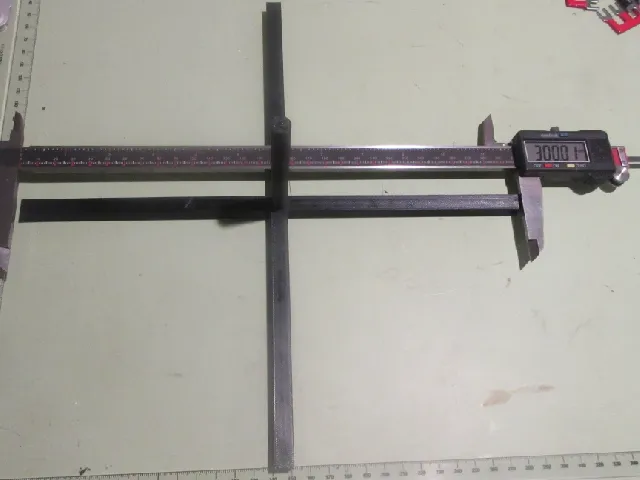 Large build plate X-Y-Z dimension standard (300 x 300 x 300)