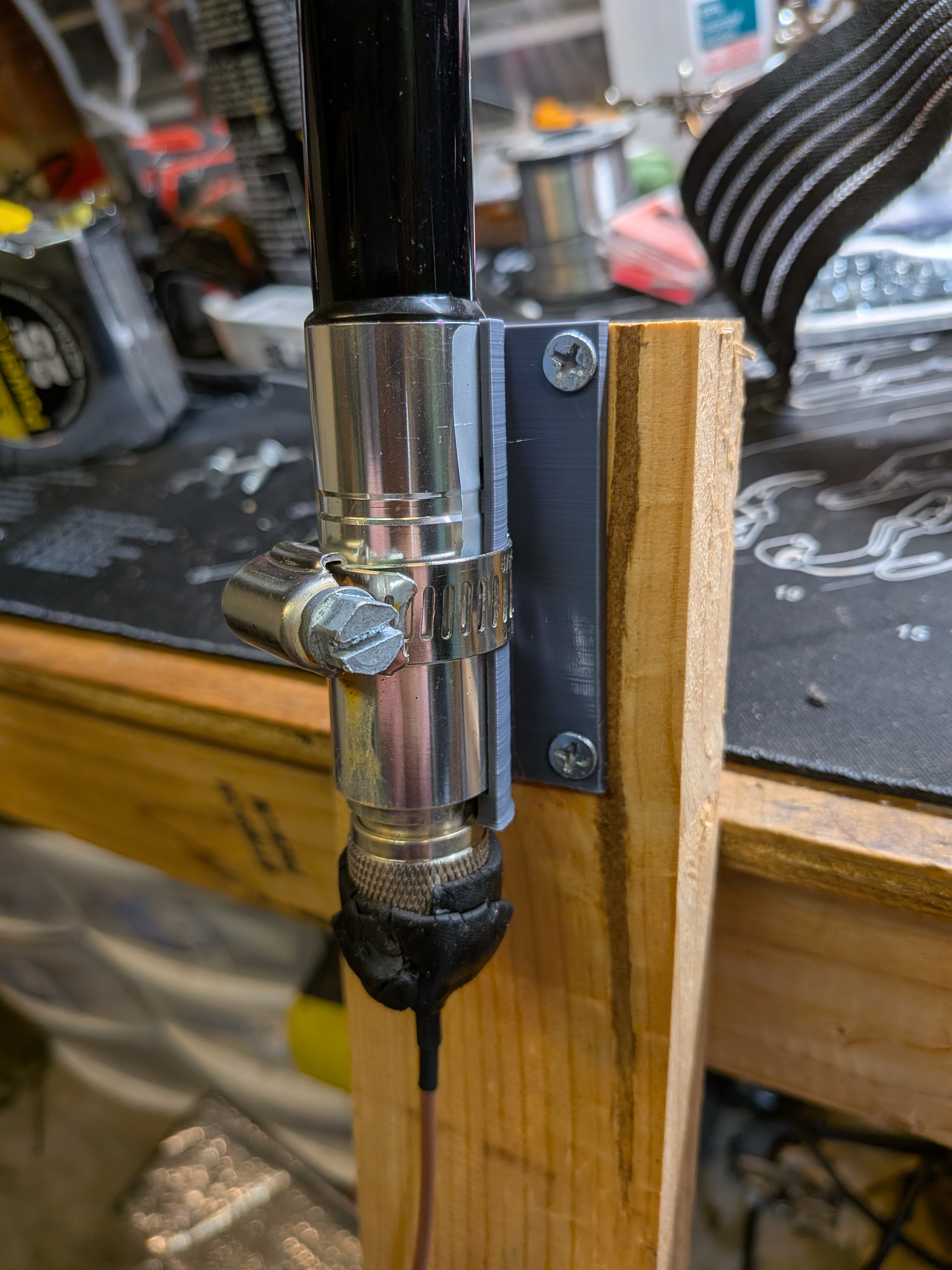 LoraWan Antenna Mount