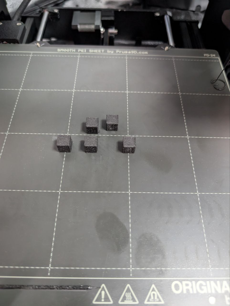 five cubes 5 אבנים