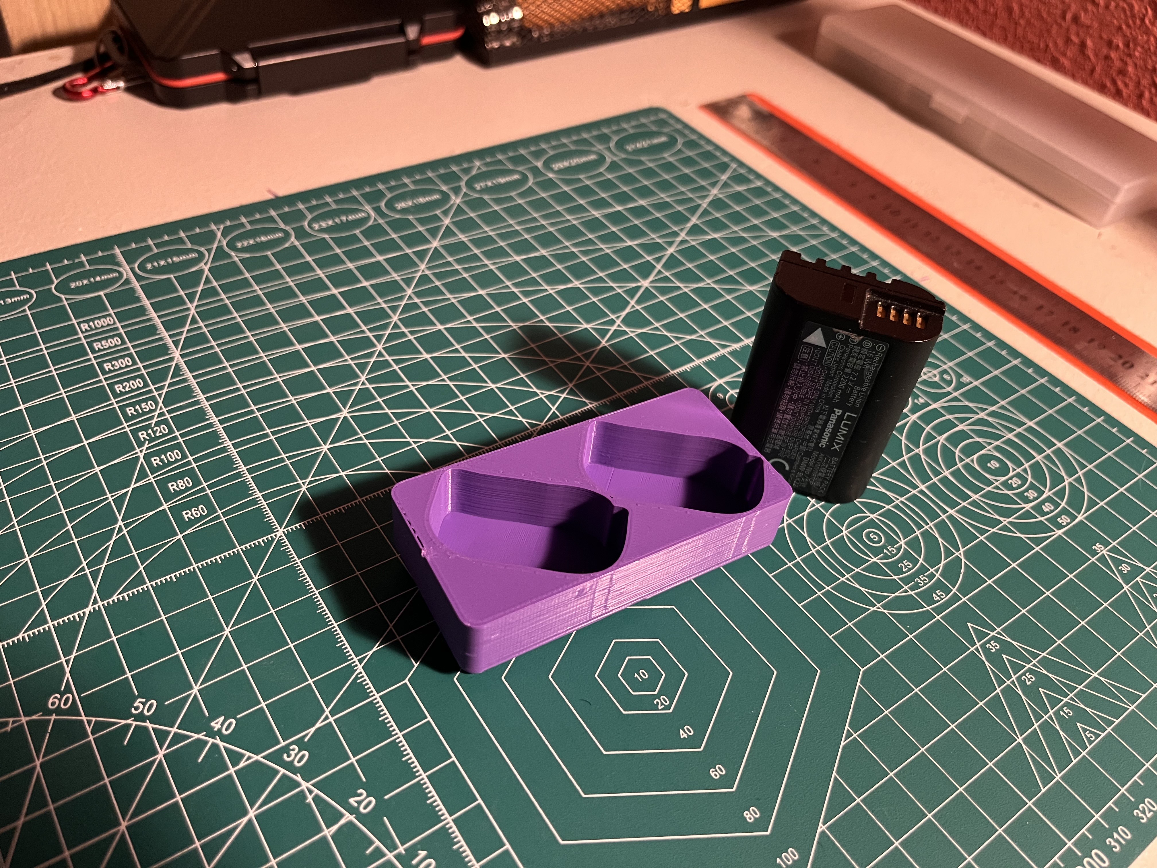 Gridfinity DMW-BLK22 (lumix s5) Batteries Holder