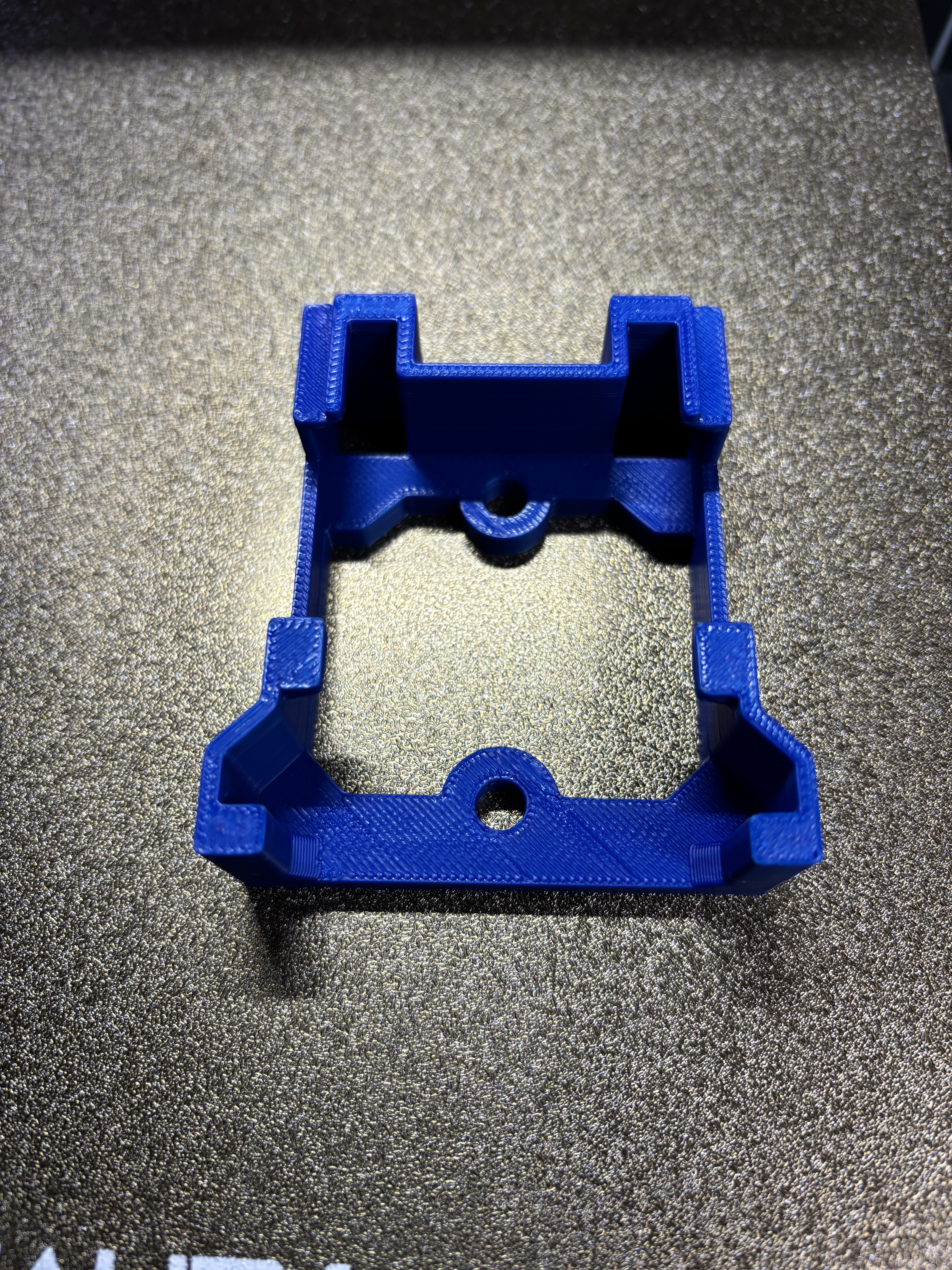 Milwaukee M18 battery holder skeletal