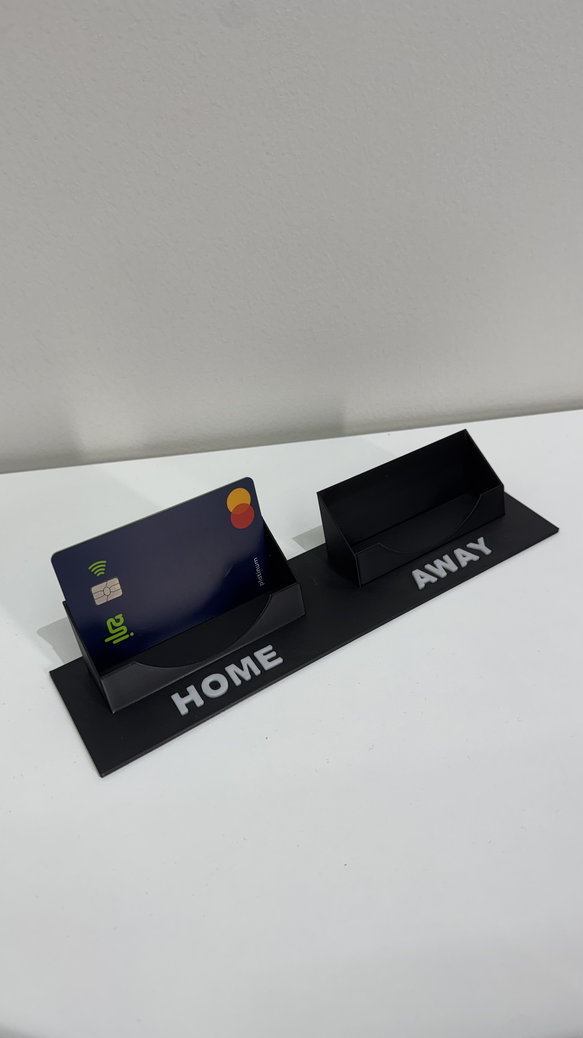 MATCHES TEAM CARD HOLDER