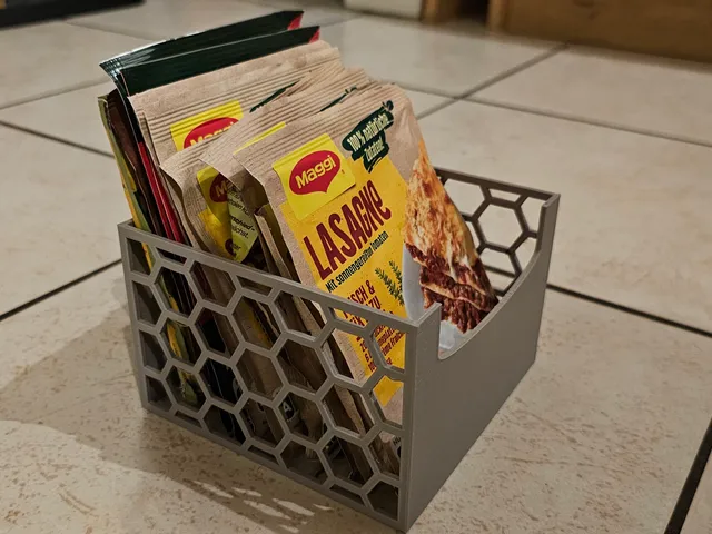 Maggi & Knorr Tütchen Box mit Honigwabenstruktur / Honeycomb