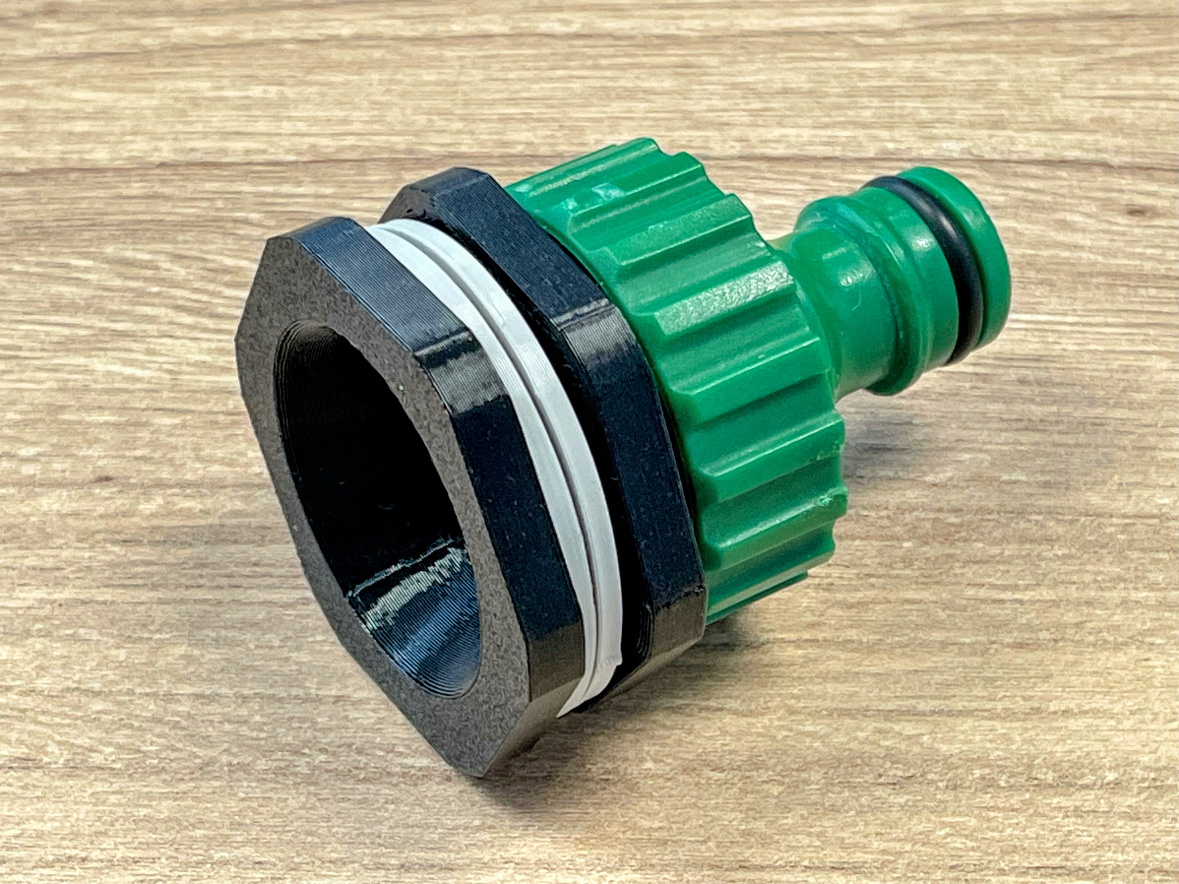 Rain Barrel Drain Adapter G1"
