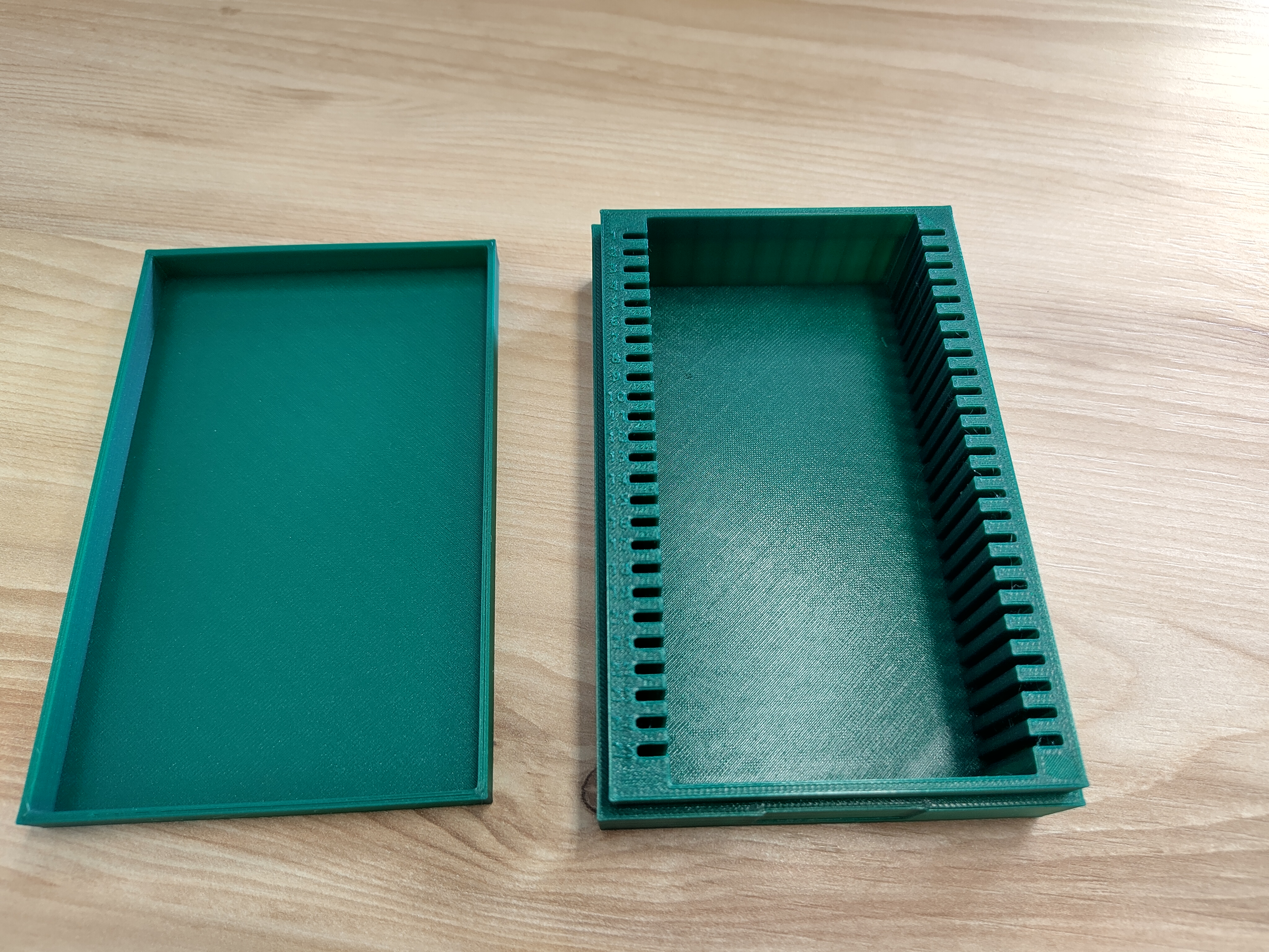 Miniatura 4 do modelo 3D Microscopy slide box