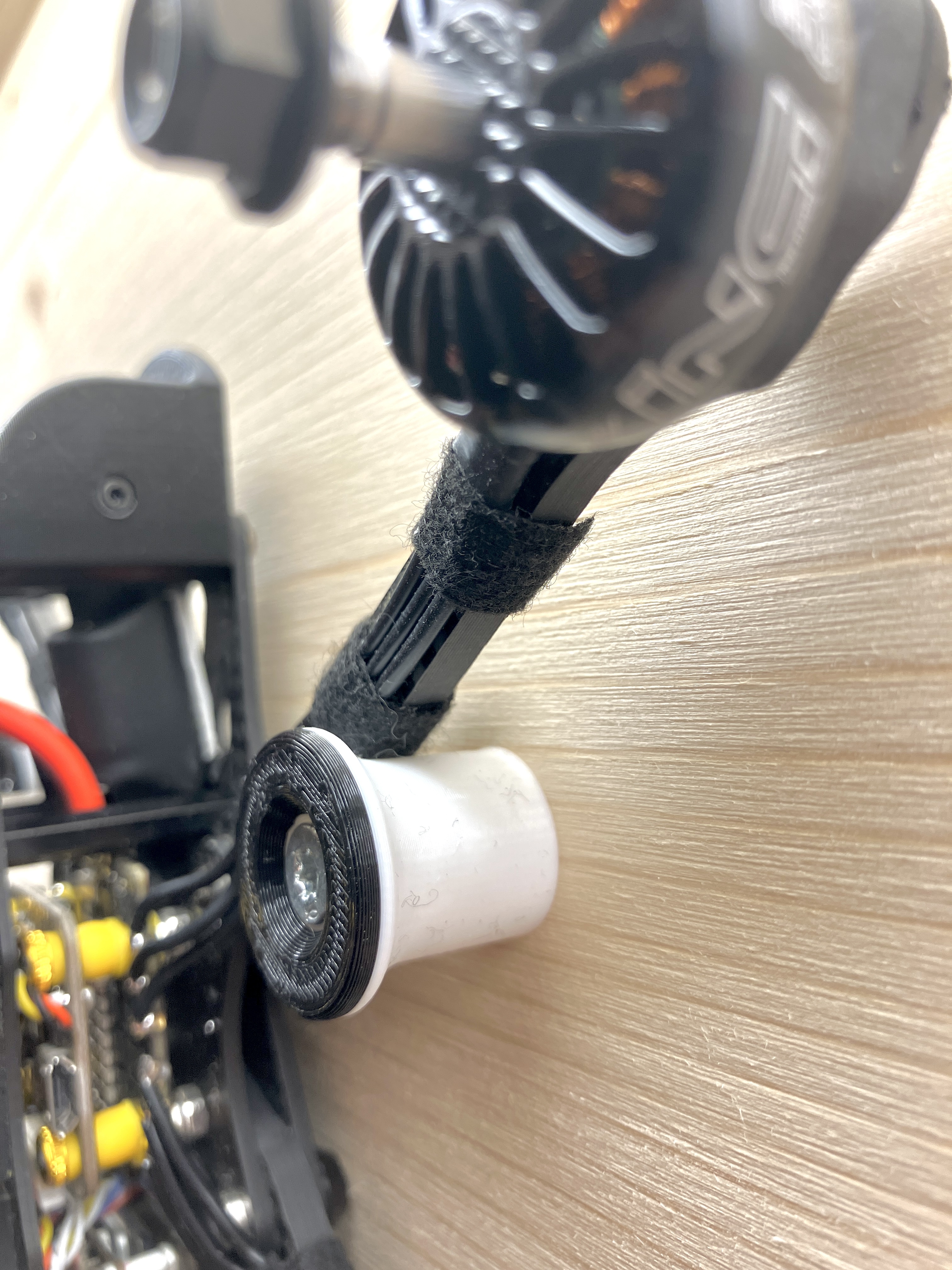 Wallmount for Drones — thumbnail 2