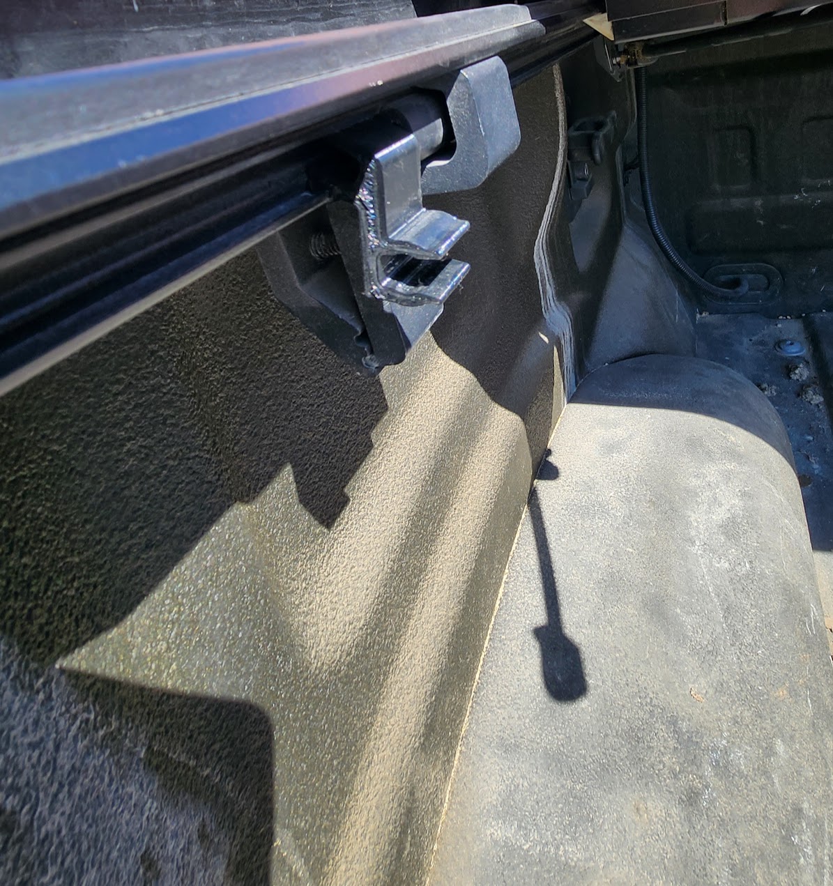 2015-2020 F-150 Undercover ArmorFlex Tonneau Cover Tie Rod Hook by