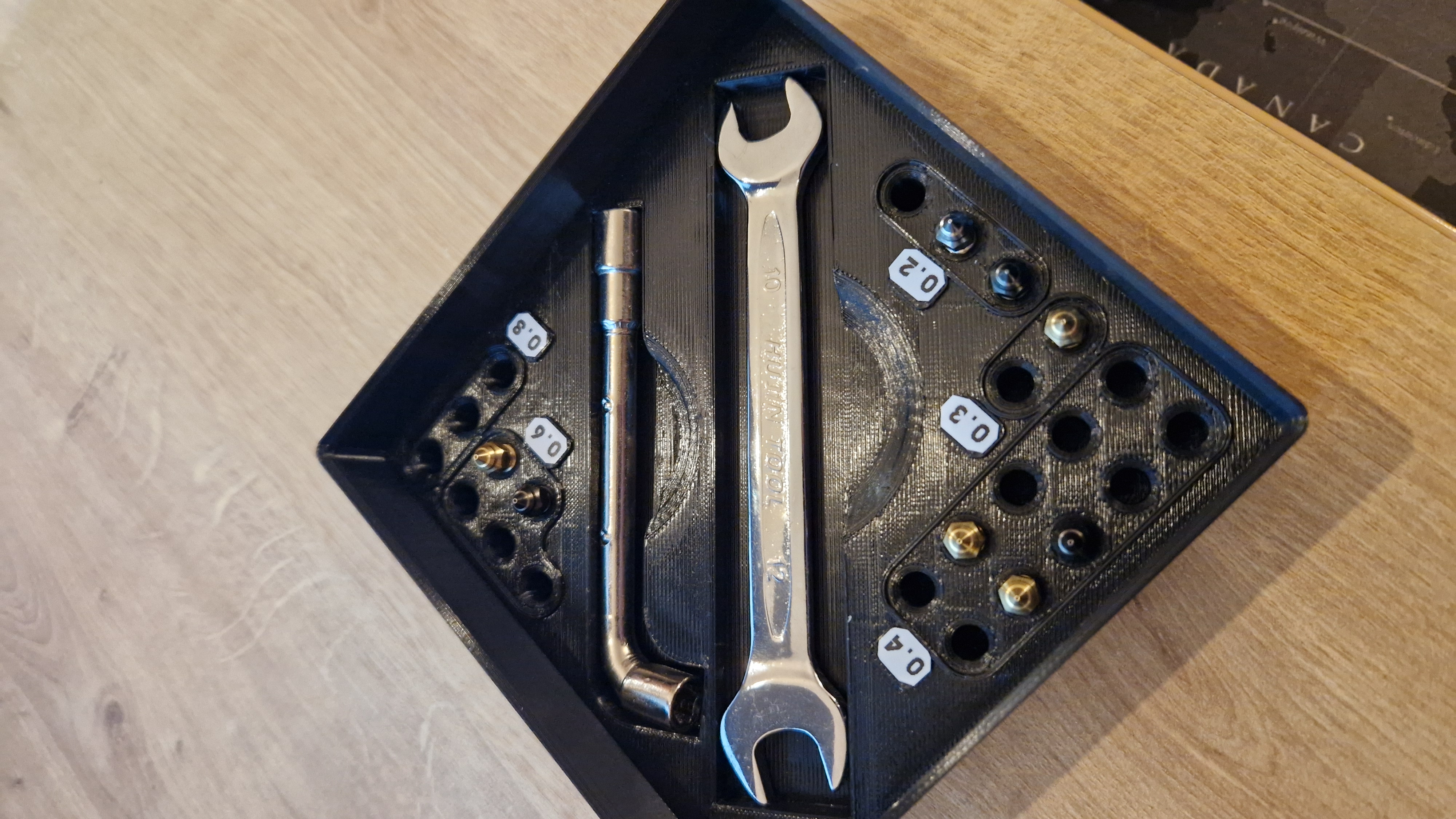 Gridfinity storage box for K1 nozzles and exchange tools