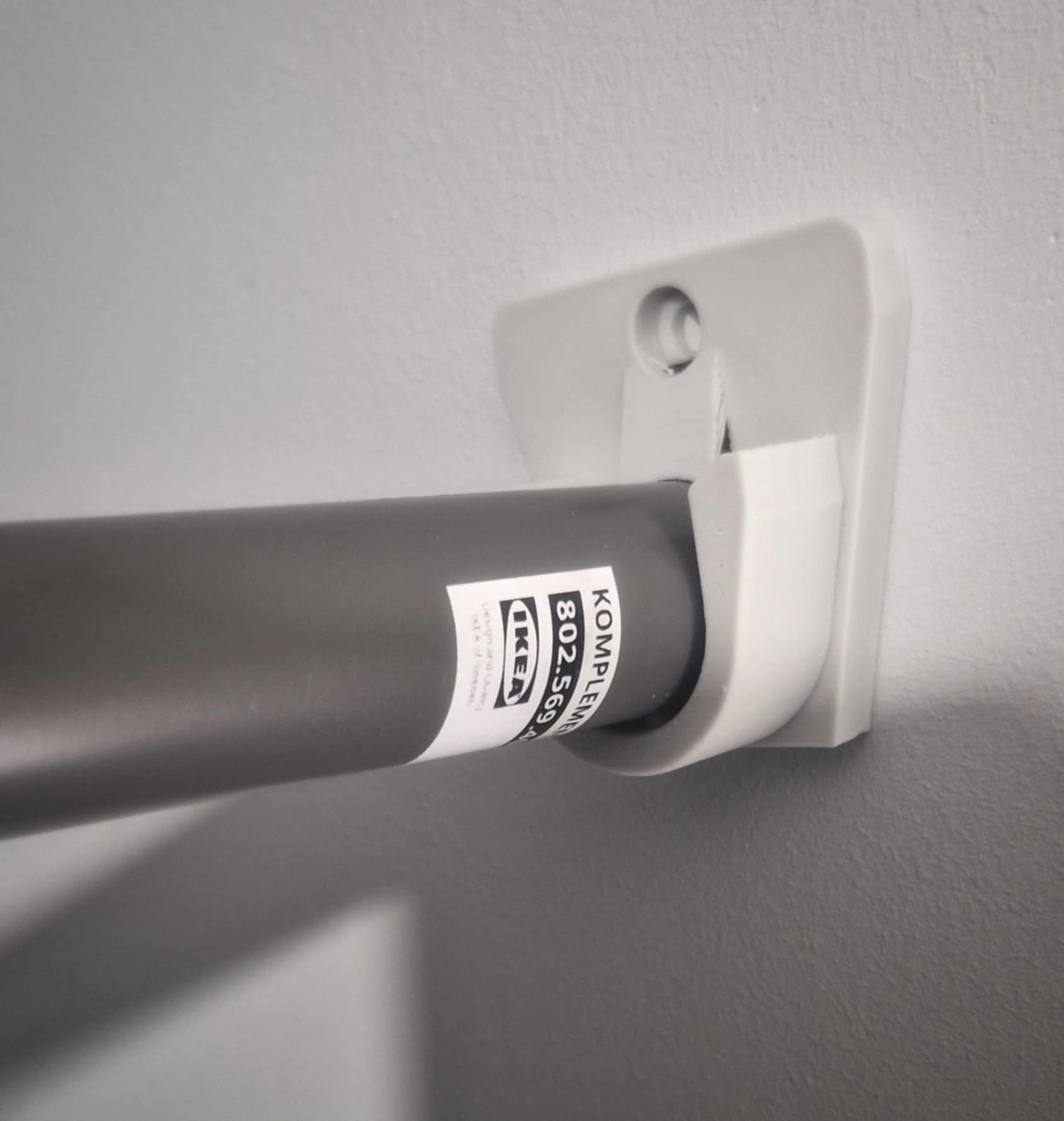Miniatura 2 do modelo 3D IKEA Komplement Bracket