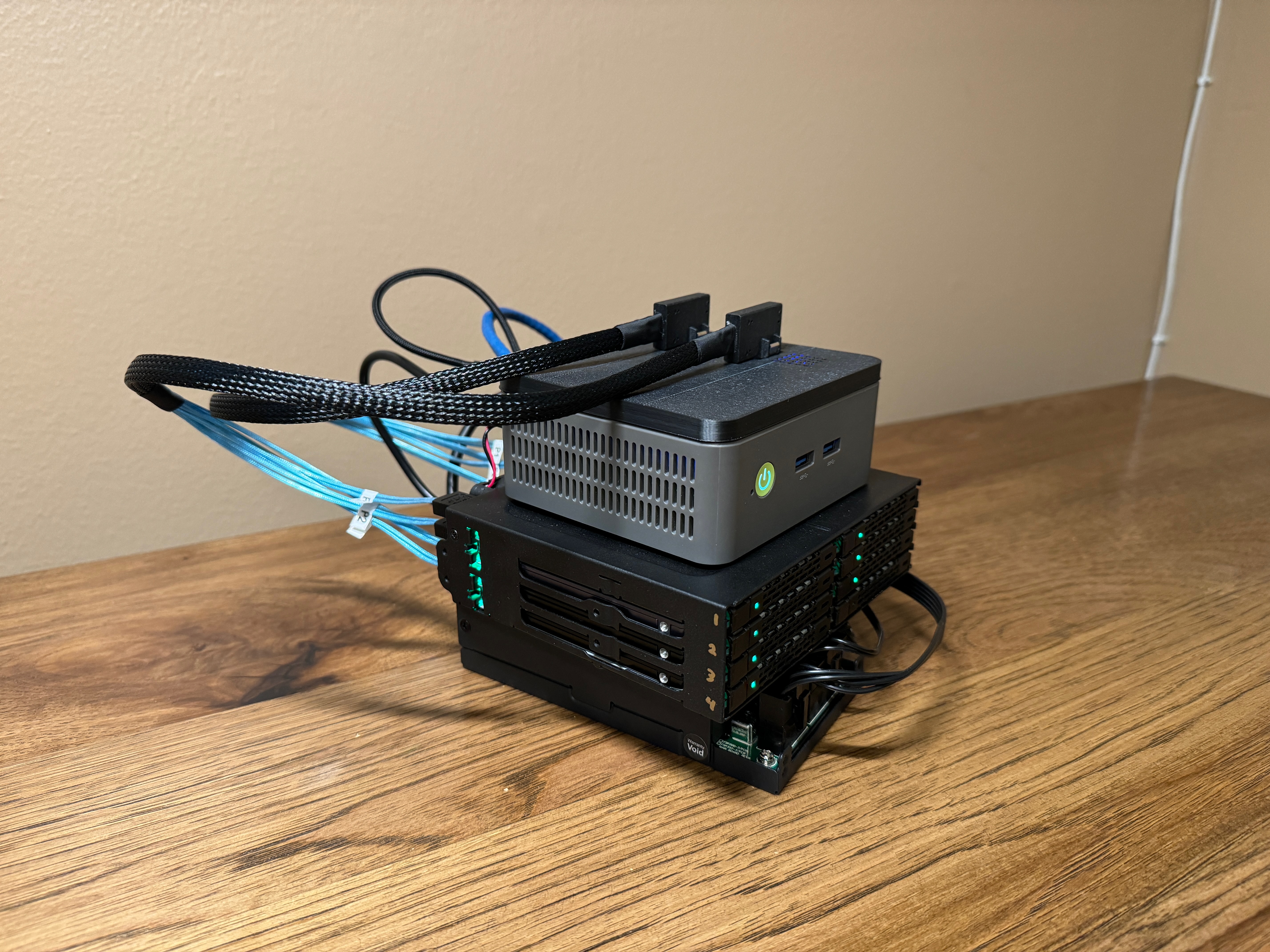 GMKtec G3 SFF SATA Lid