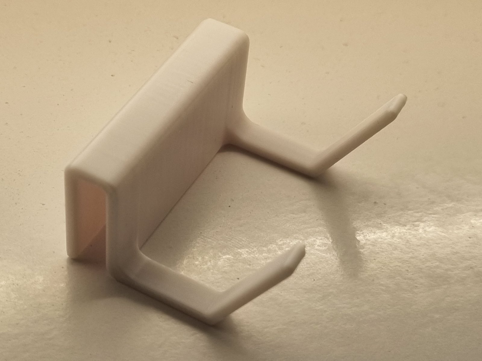 Hanger for glass squeegee