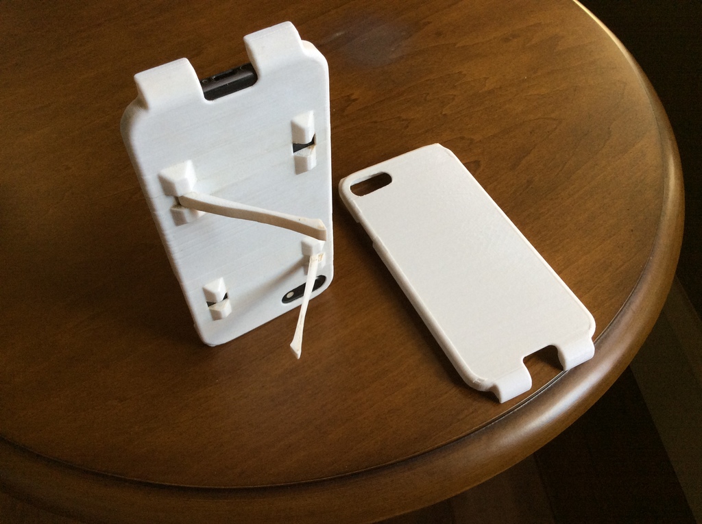 Miniatura 4 do modelo 3D iphone SE or 8 case