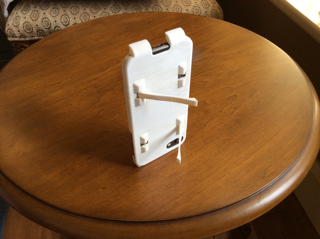 Miniatura 6 do modelo 3D iphone SE or 8 case