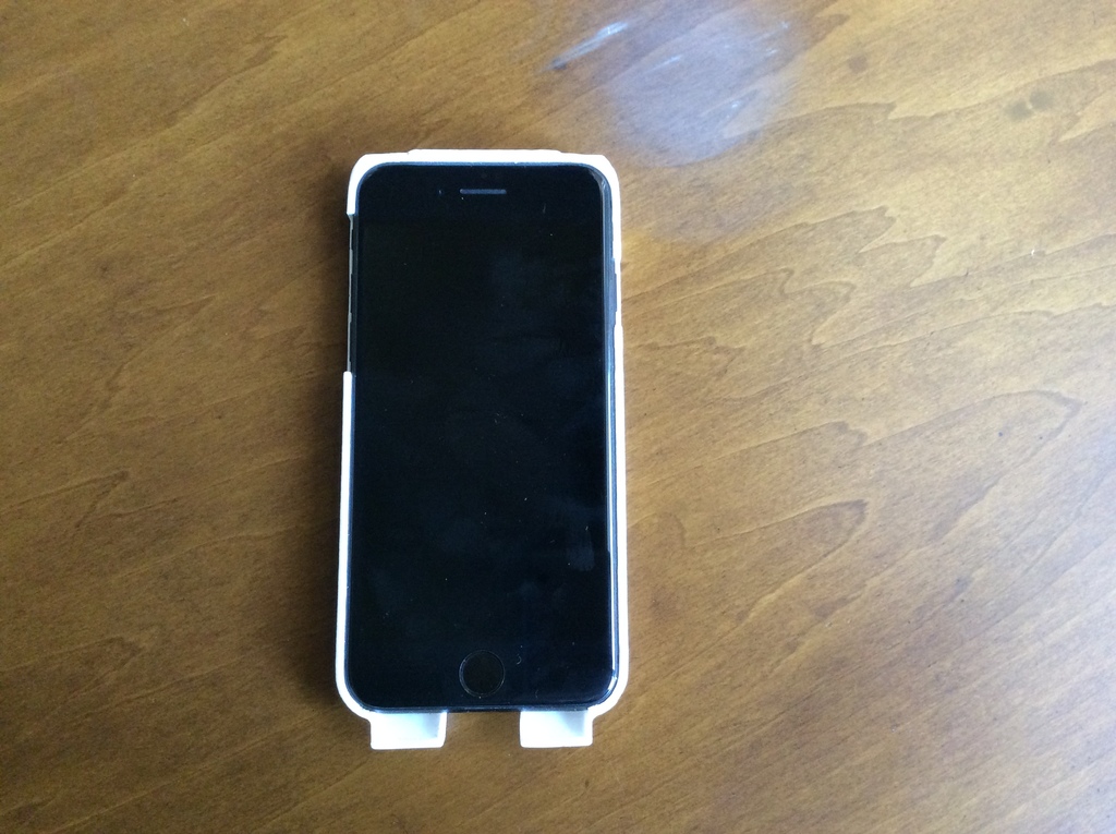 Miniatura 15 do modelo 3D iphone SE or 8 case