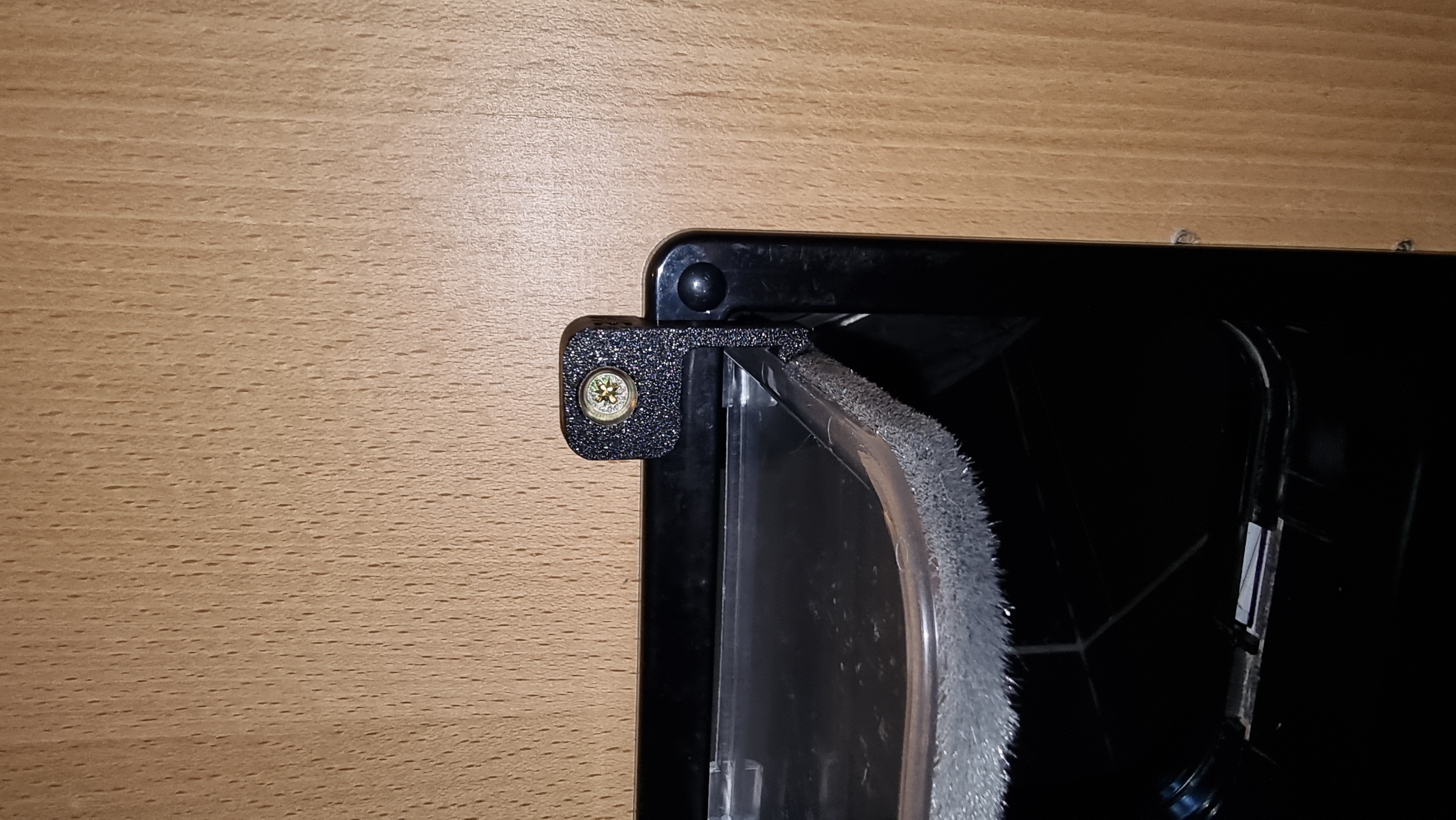 Cat door latch