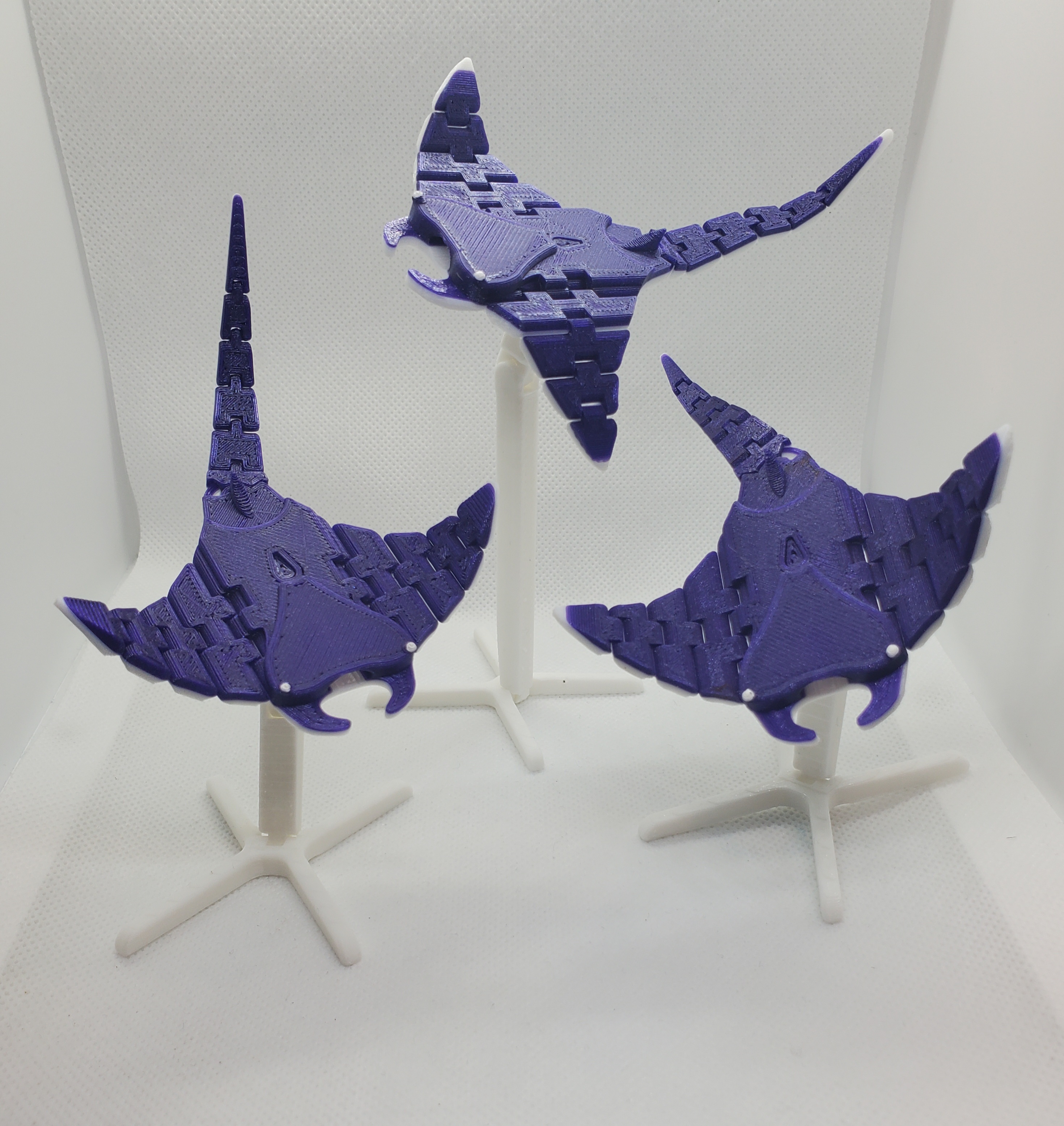 Stands for articulated manta rays print in place by MajerDave