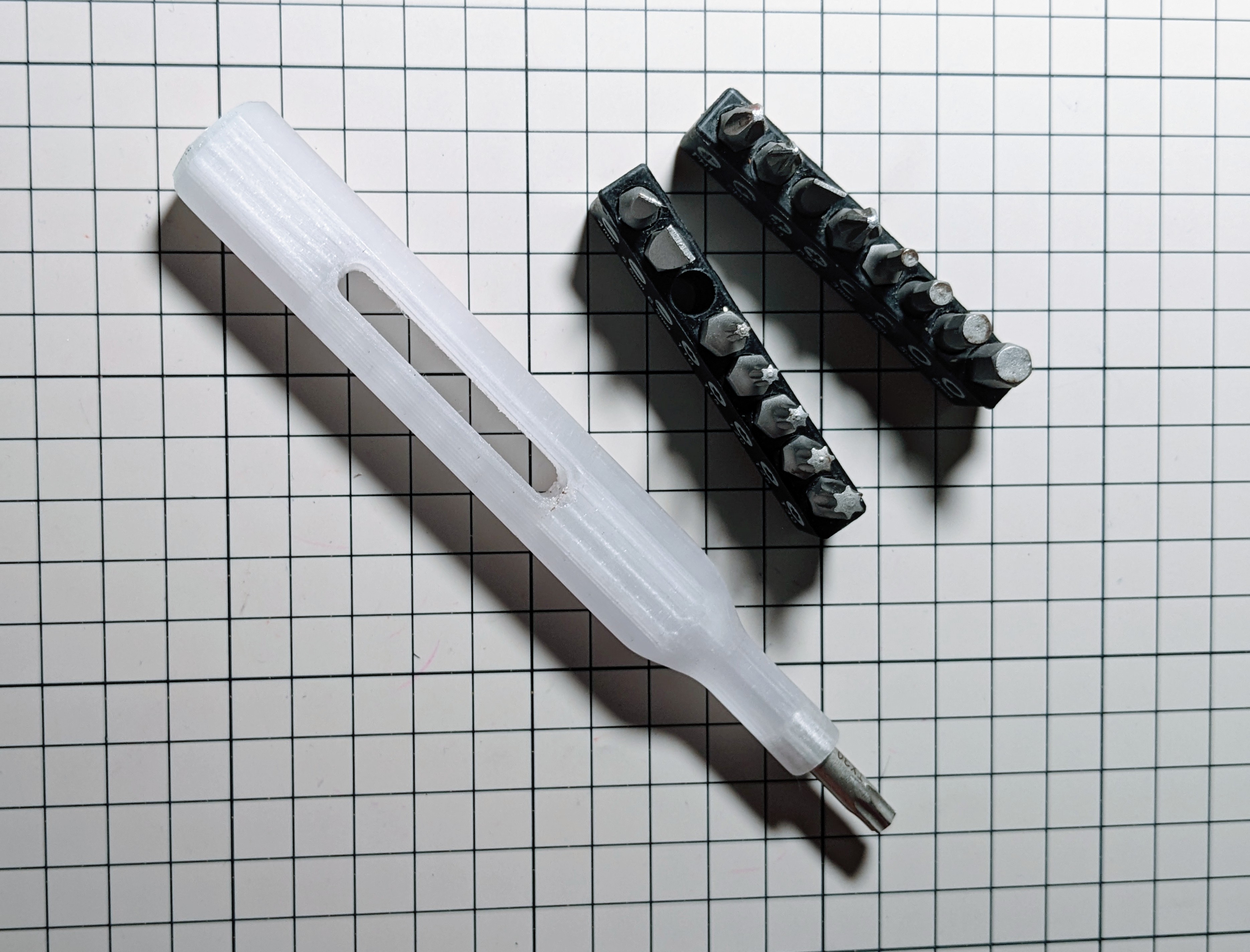 Miniatura 2 do modelo 3D Hex bit handle