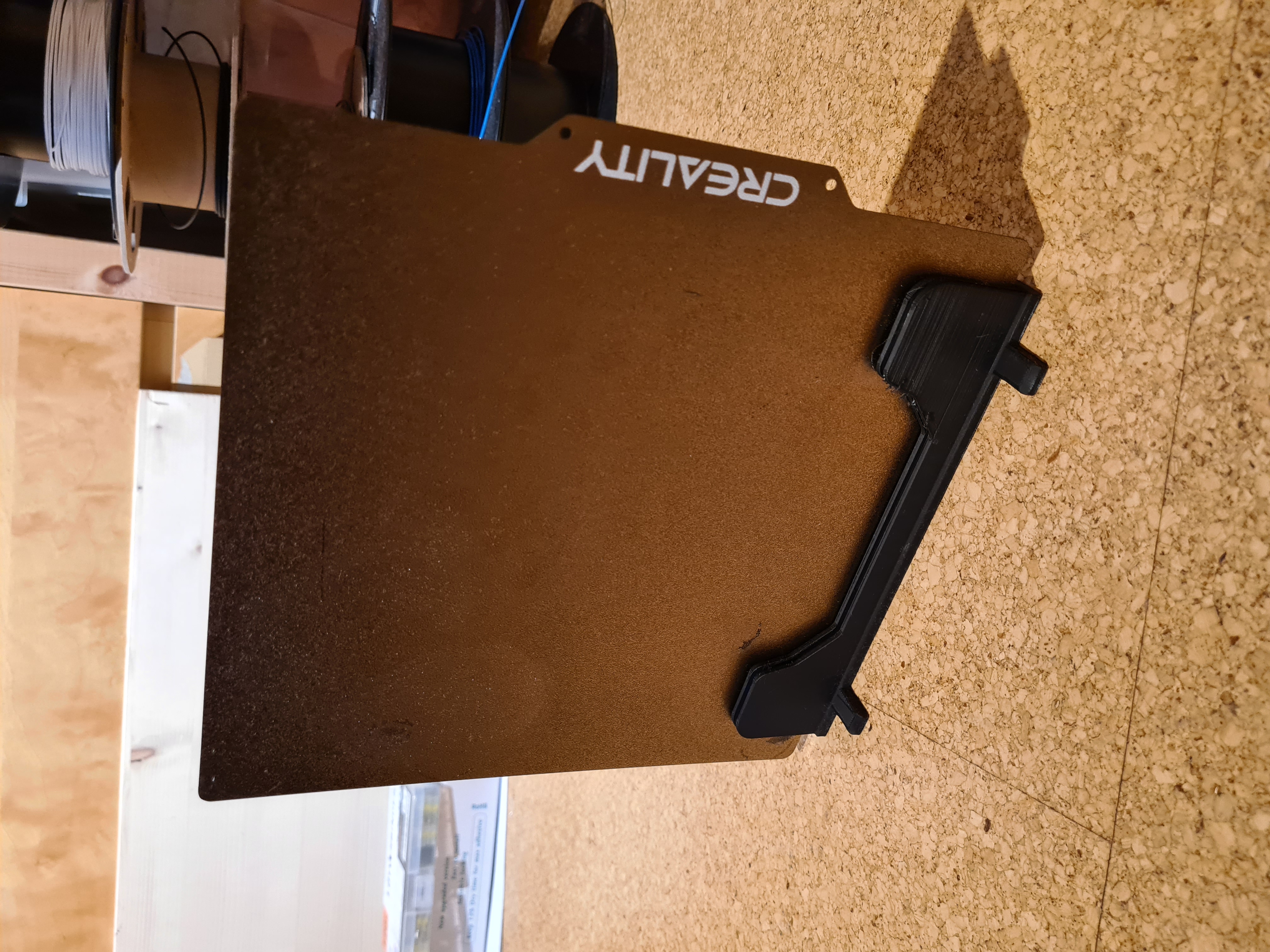 Build plate holder