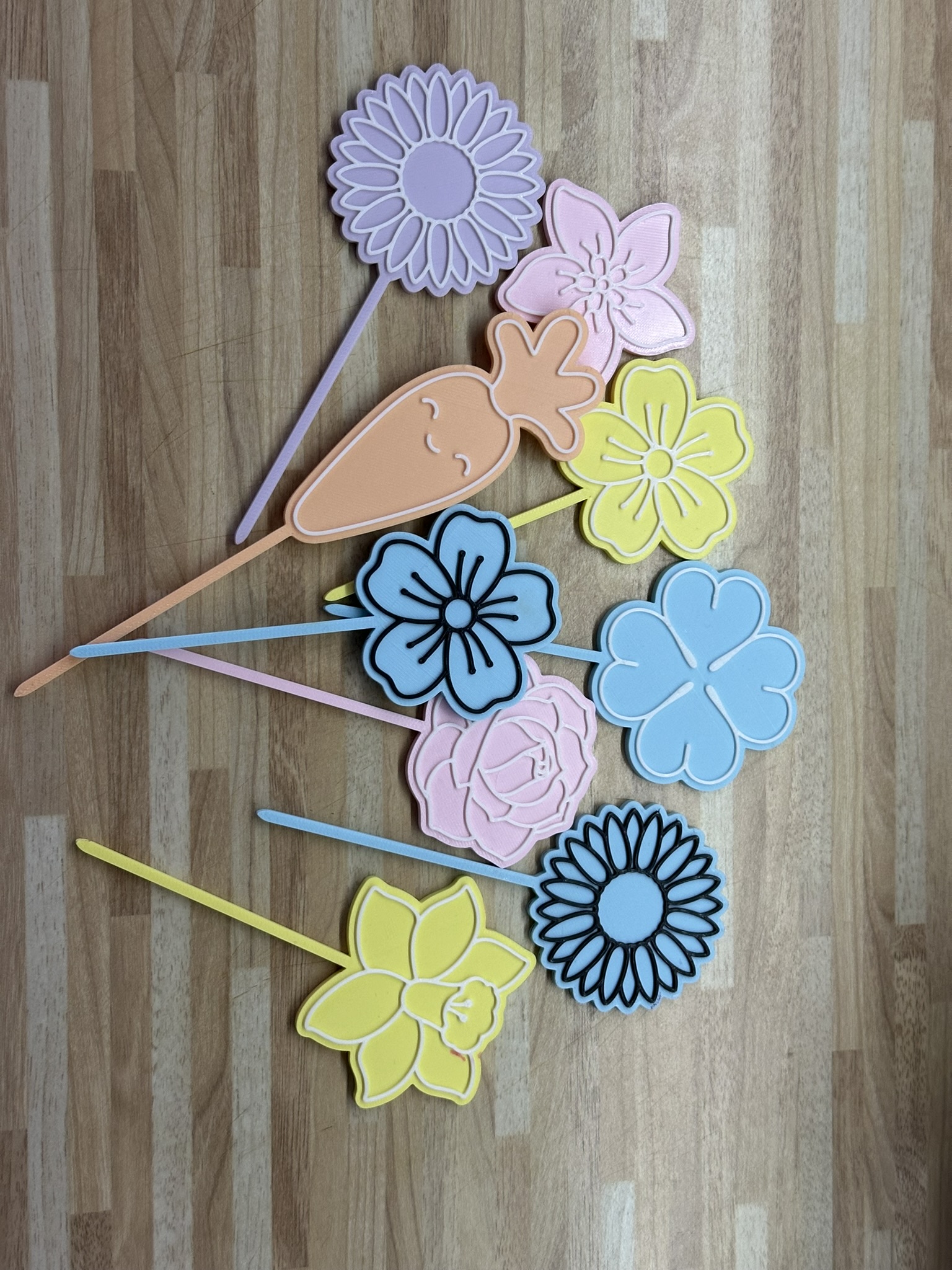 Easter spring flowerpot decoration