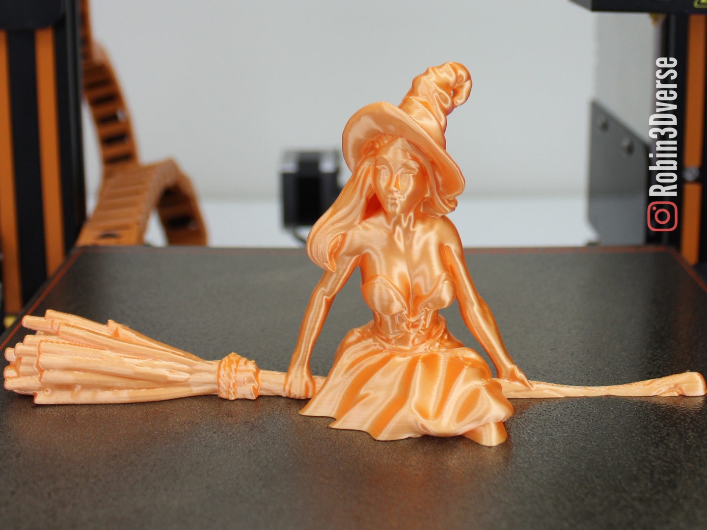 Miniatura 2 do modelo 3D Witch Support Free Remix