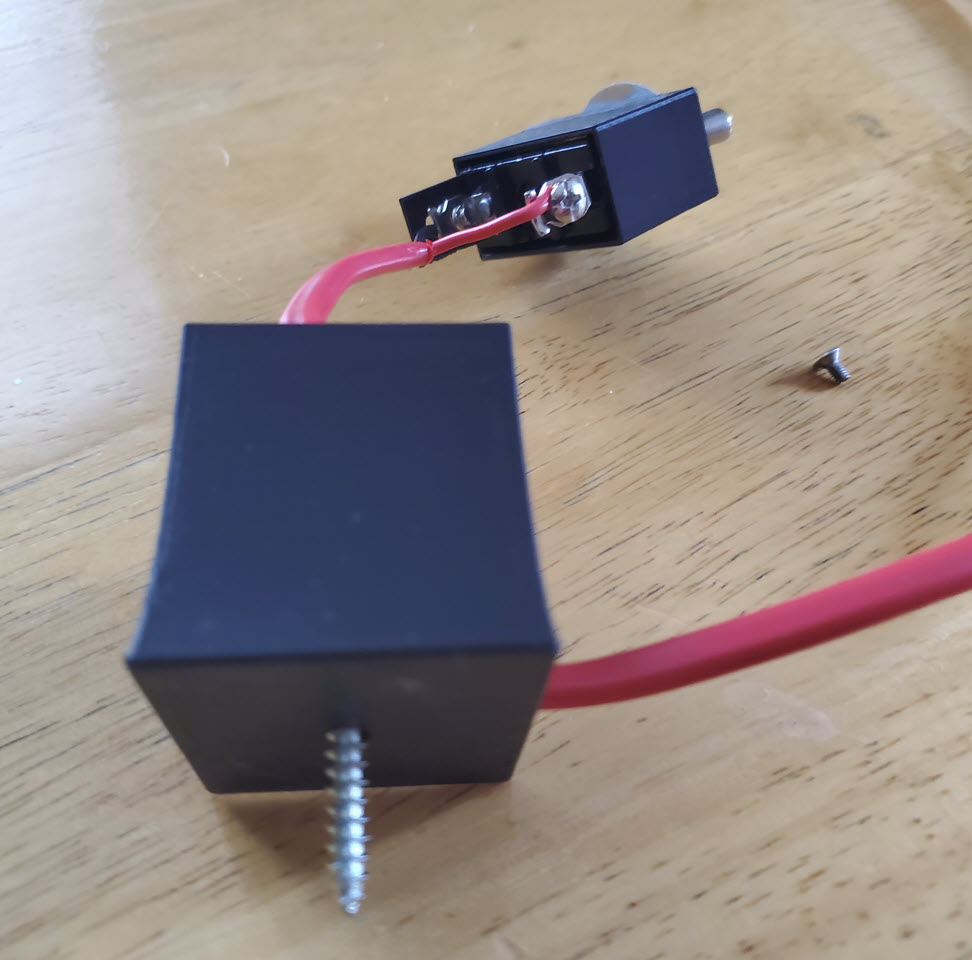 12 V Toggle Switch wall mount by Rob Latour | Download free STL model