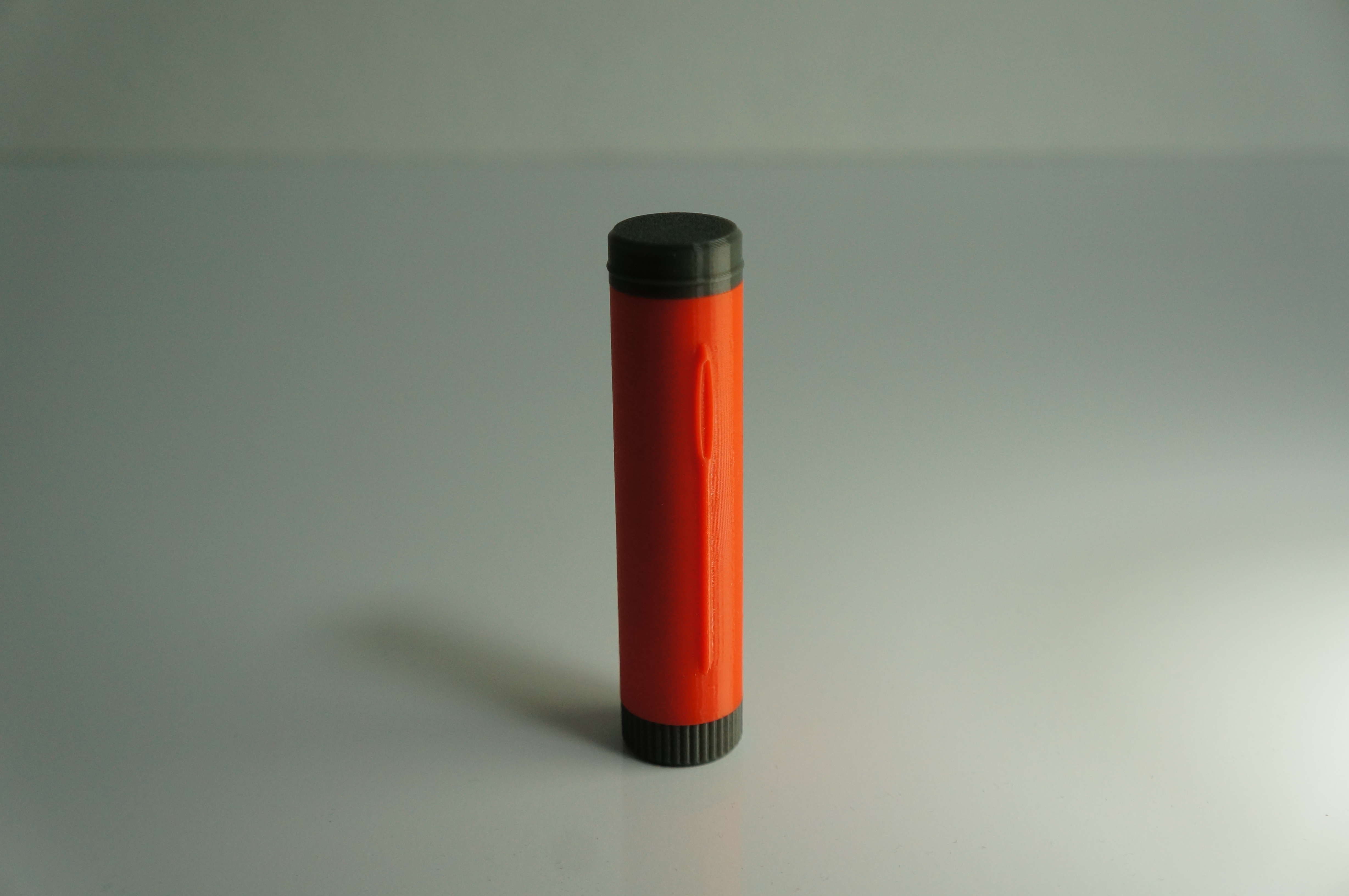 Miniatura 2 do modelo 3D Darning Needle - Storage Case