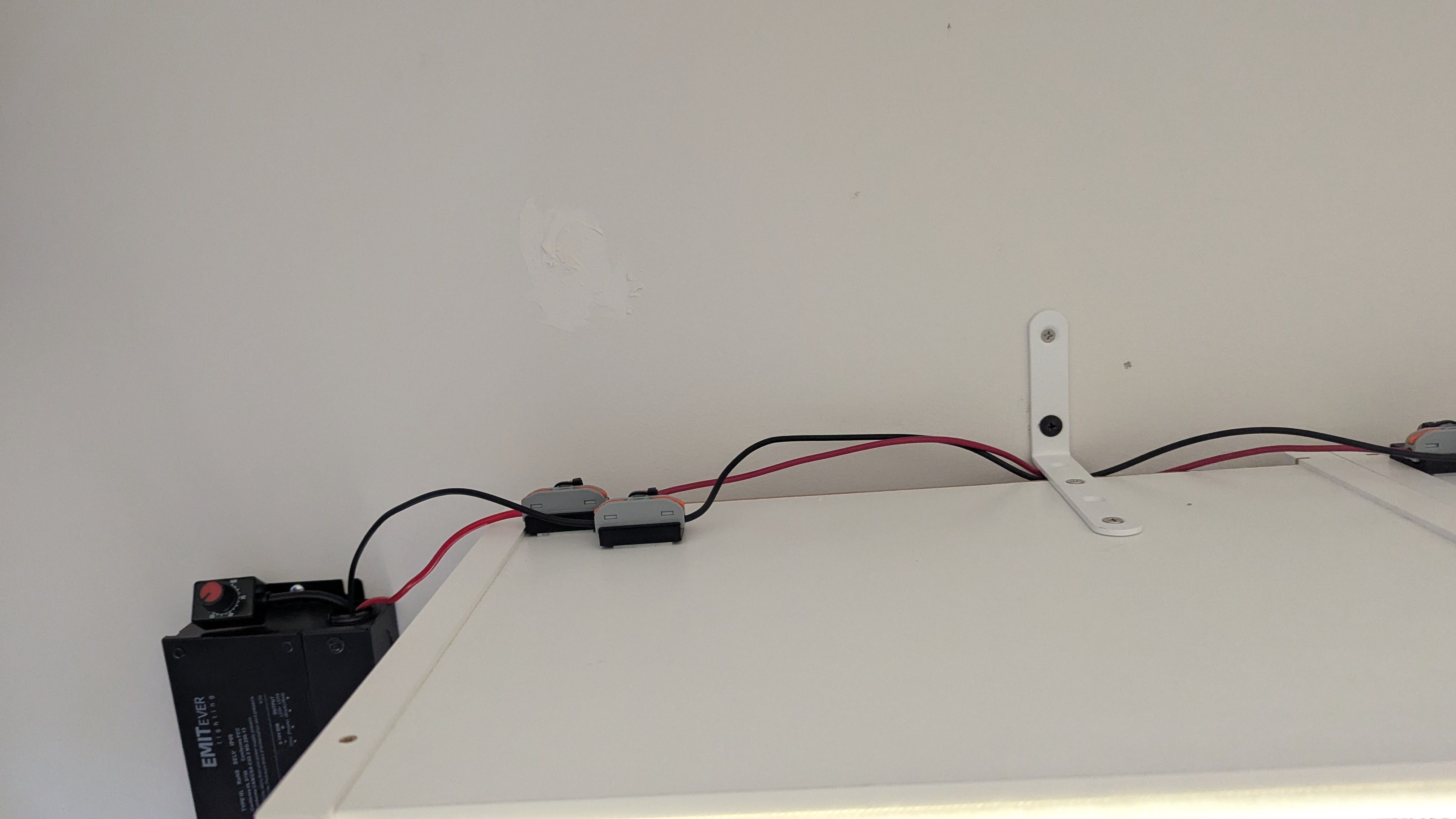 IKEA HÖGBO (HOGBO) Glass Door Compatible COB LED Strip Mounting Trim — miniatura 8