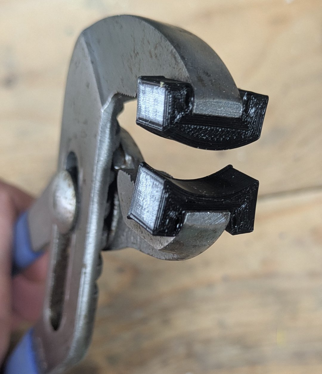 Running Pliers - REMIX - TPU Round Nose Adapters for Glass Cutting