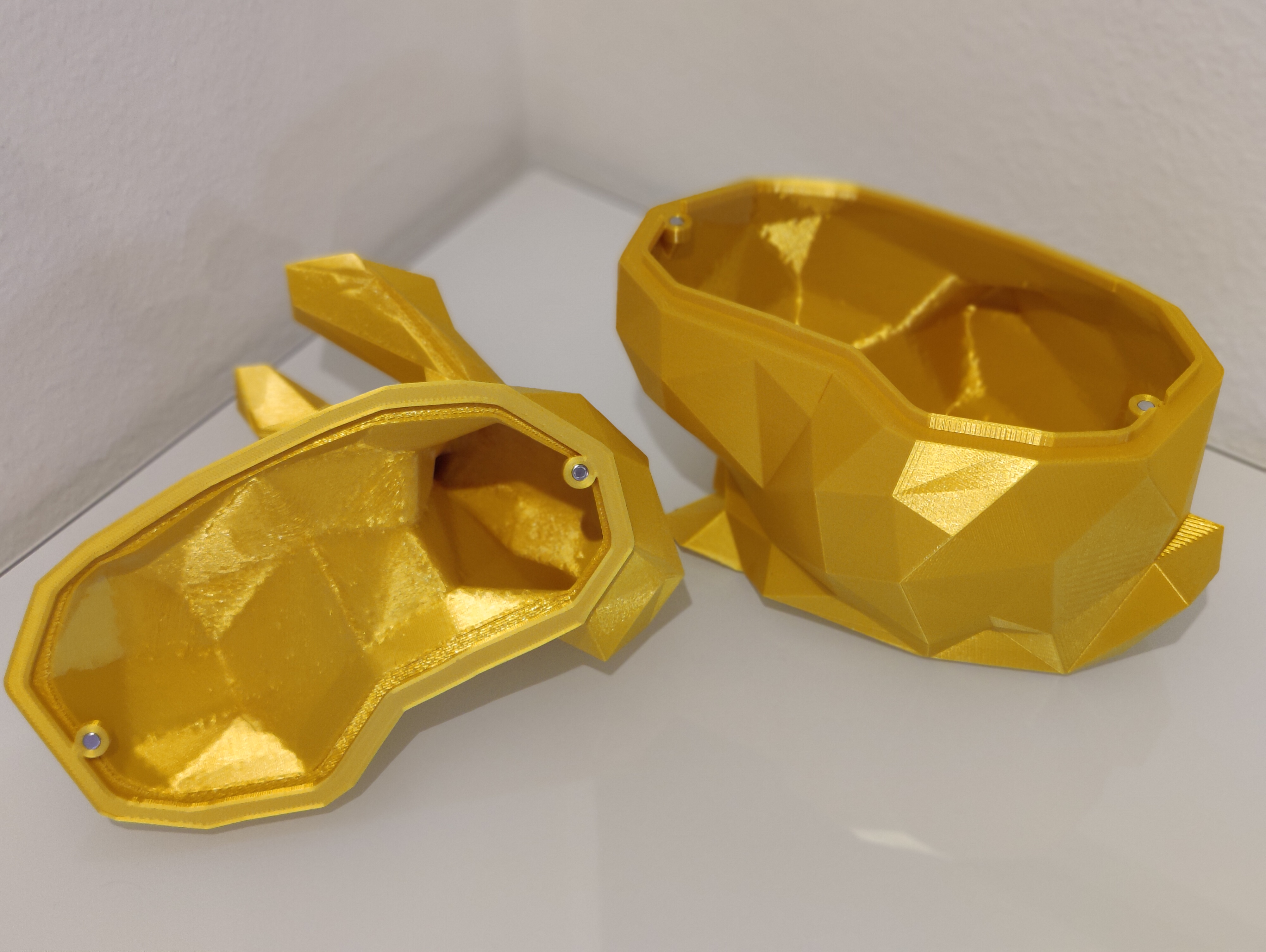 Miniatura 3 do modelo 3D Low Poly Bunny Easter Box