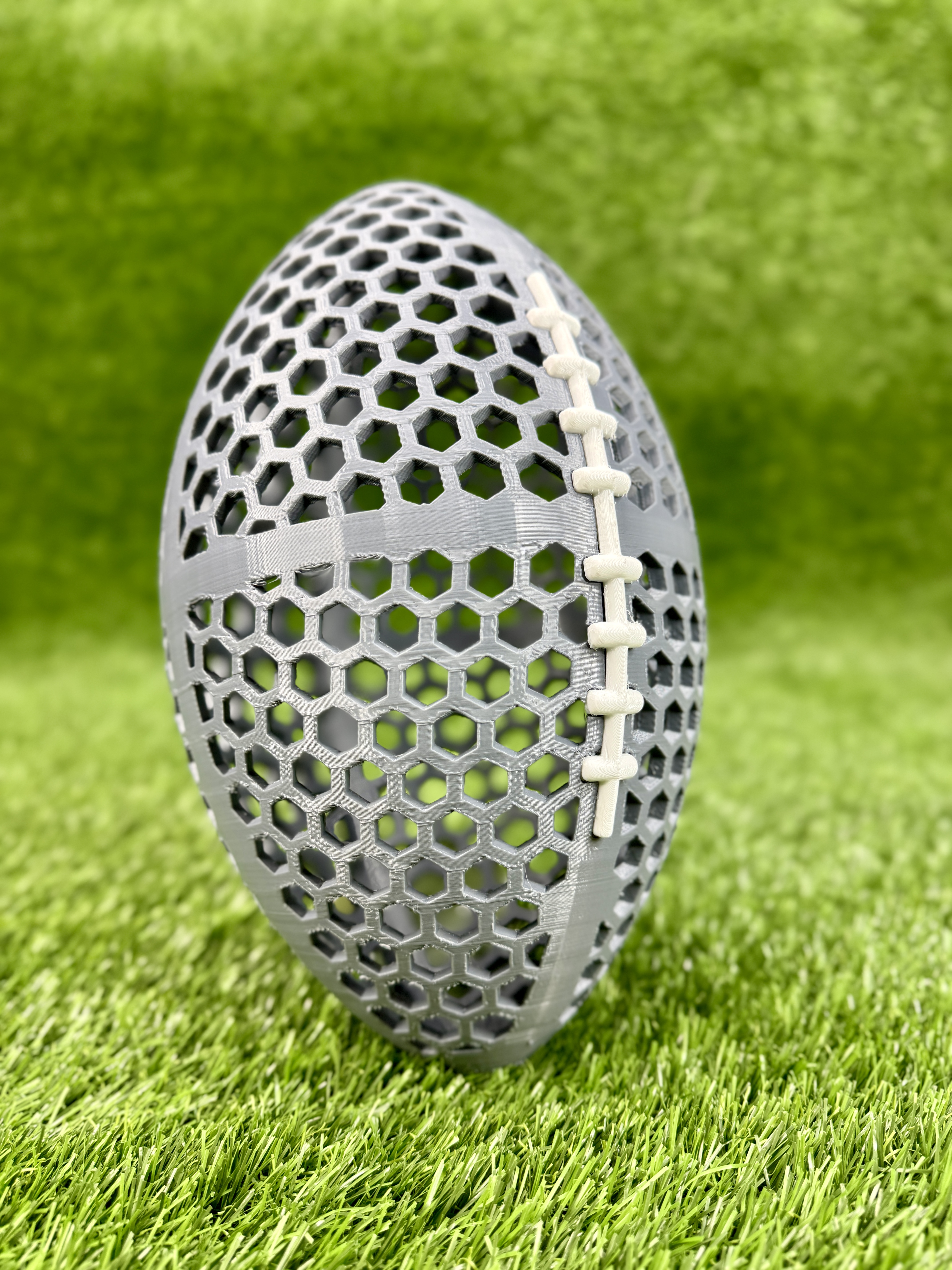 PRINT IN PLACE AIRLESS FOOTBALL BALL - AMERICAN FOOTBALL