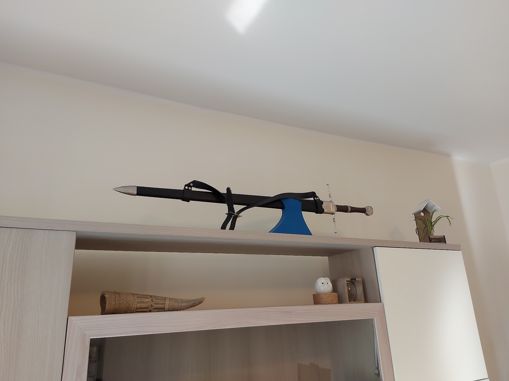 Sword Stand (Sheath Compatible)